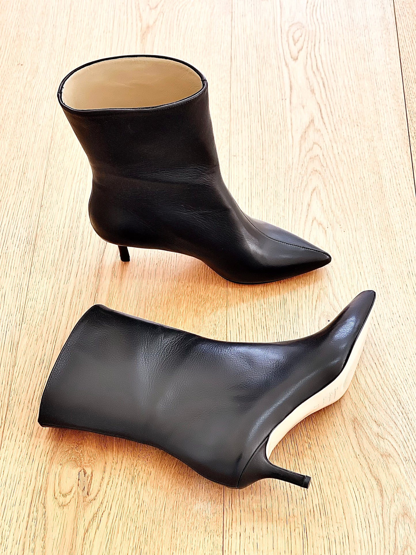 MERLIN LEATHER BLACK