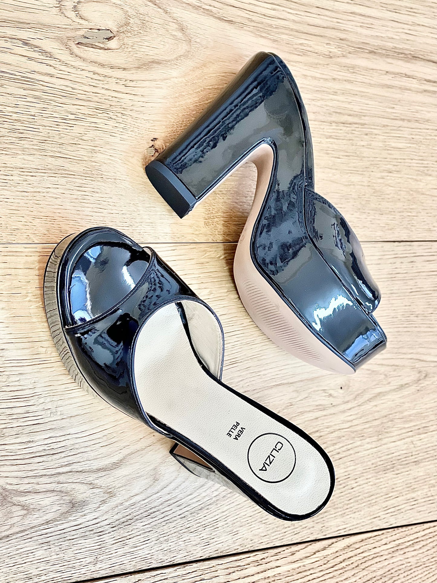 LIPSEY CUIR VERNI NOIR