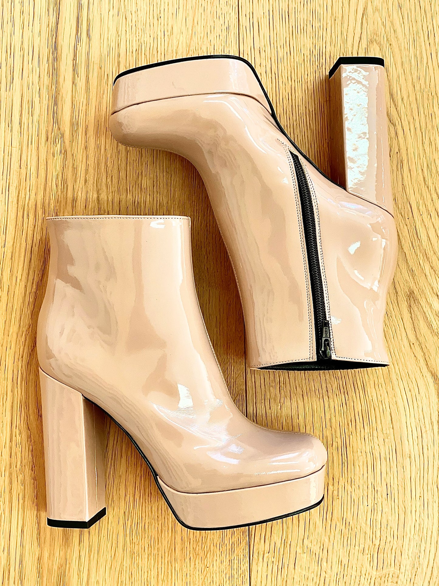 PEINTURE NUE DE DETROIT