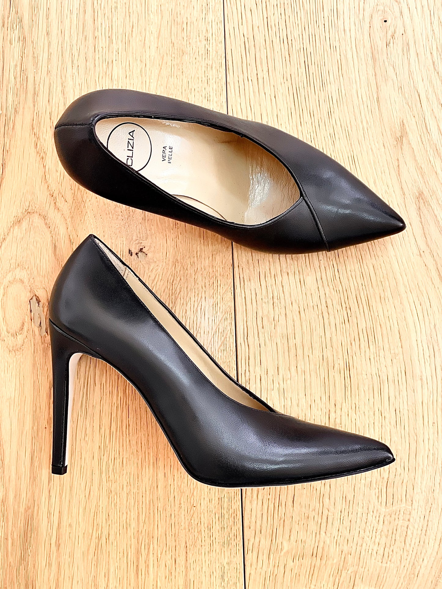 CONNECT LEATHER BLACK