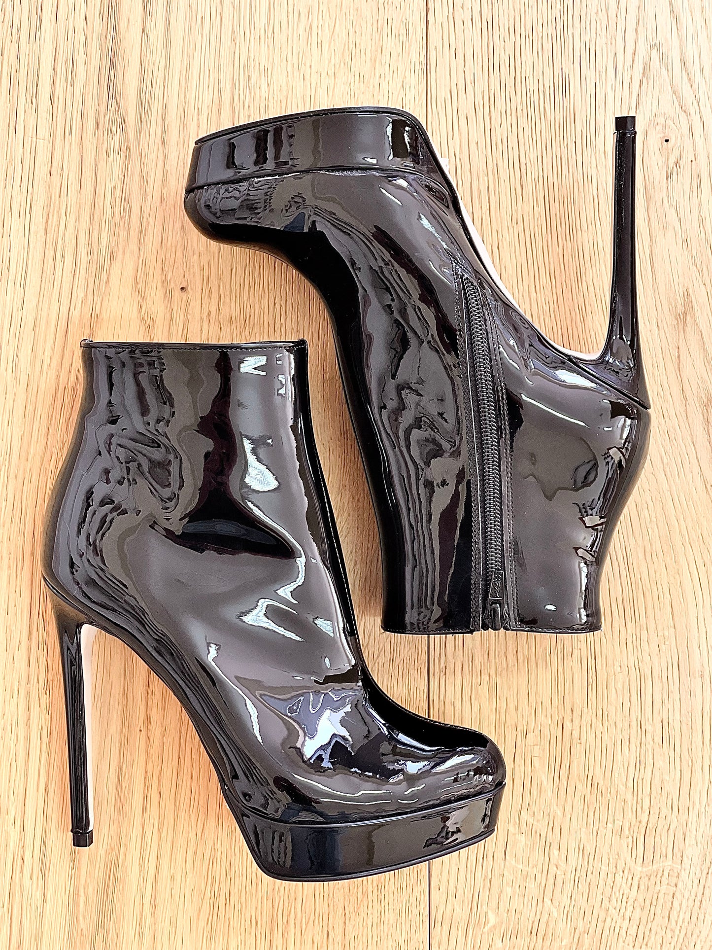 DASHA CUIR VERNI NOIR