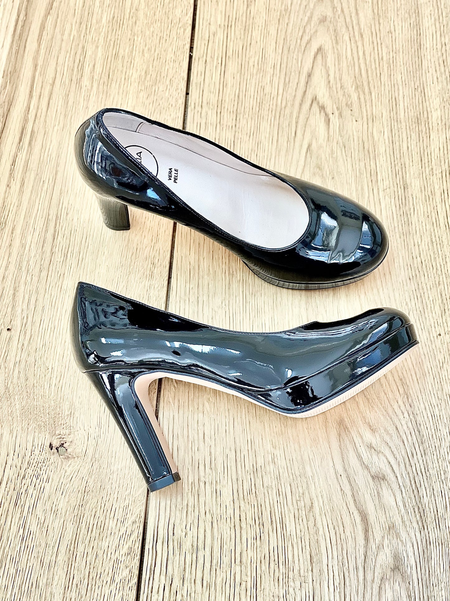 CLEO NOIR CUIR VERNI