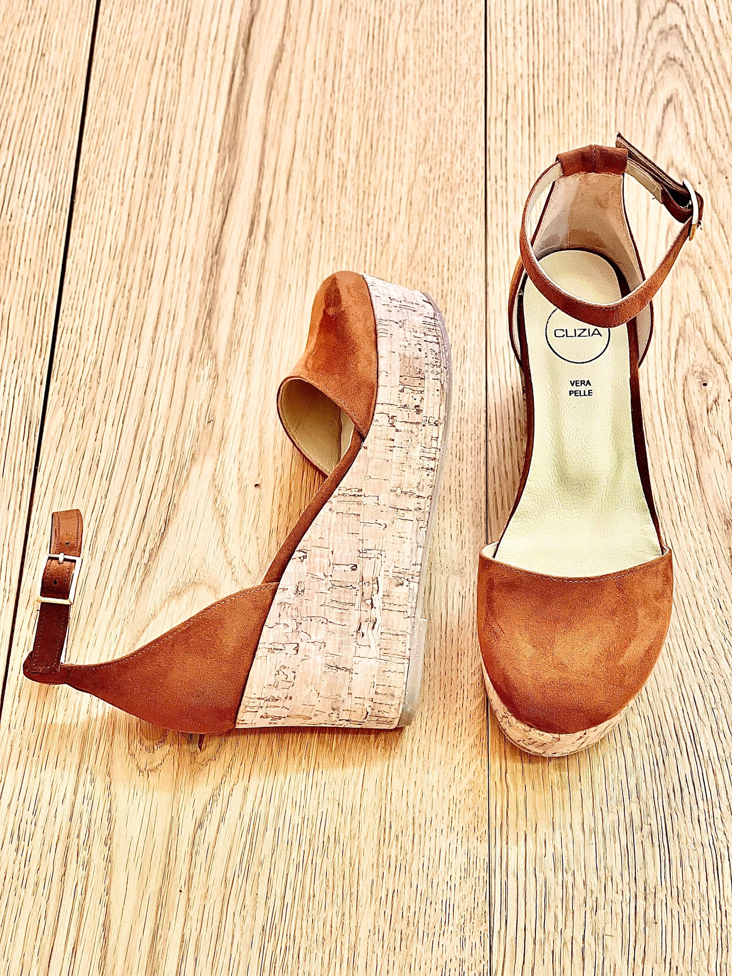 CUIR SUÉDÉ MANILLE