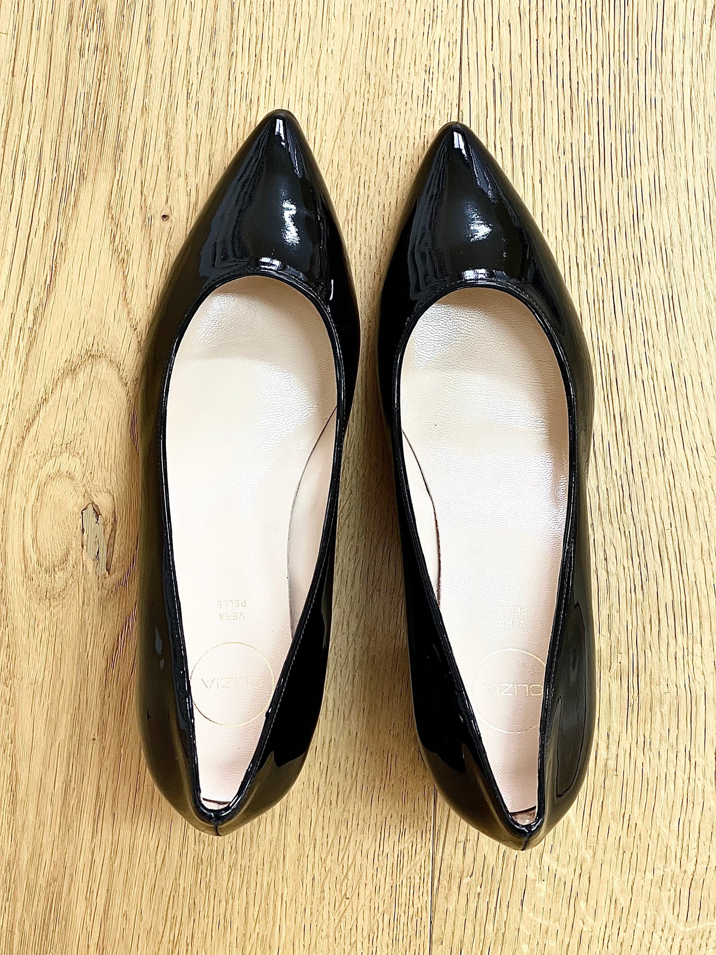 INNA CUIR VERNI NOIR