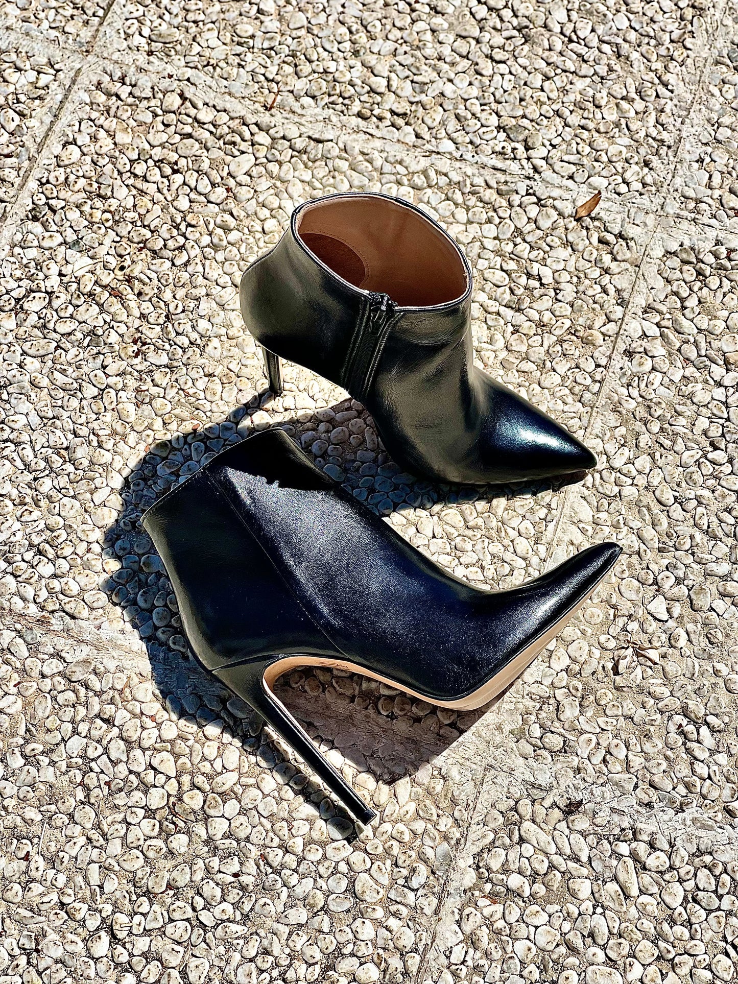 CUIR TITA NOIR