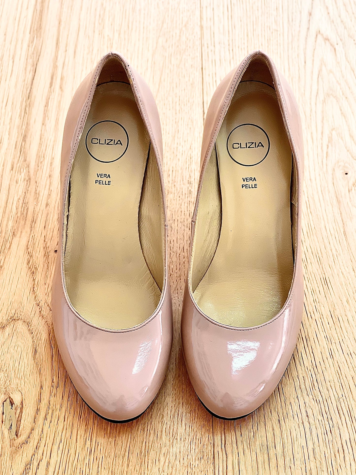 JENNYFER NUDE PATENT LEATHER