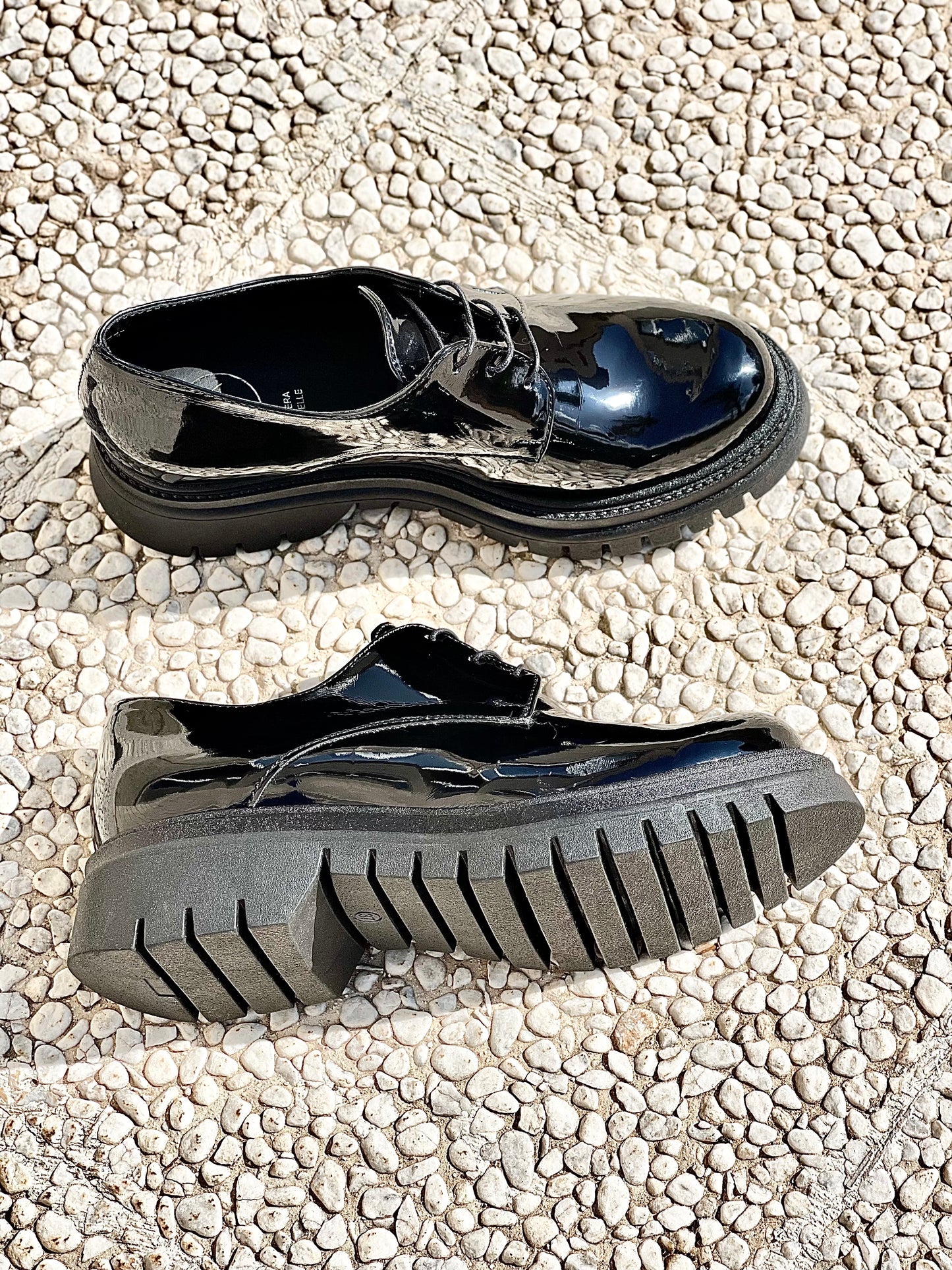 ZADY NOIR CUIR VERNI