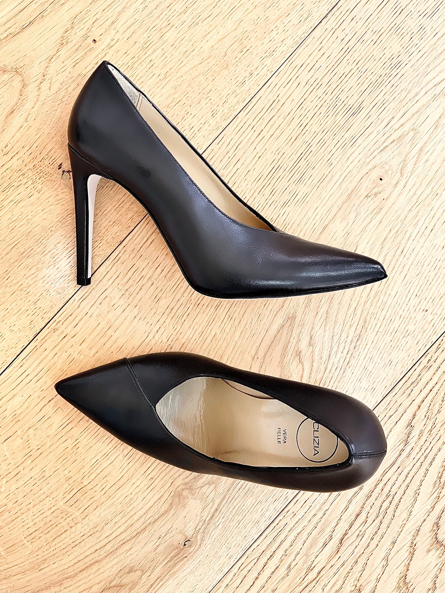 CONNECT LEATHER BLACK