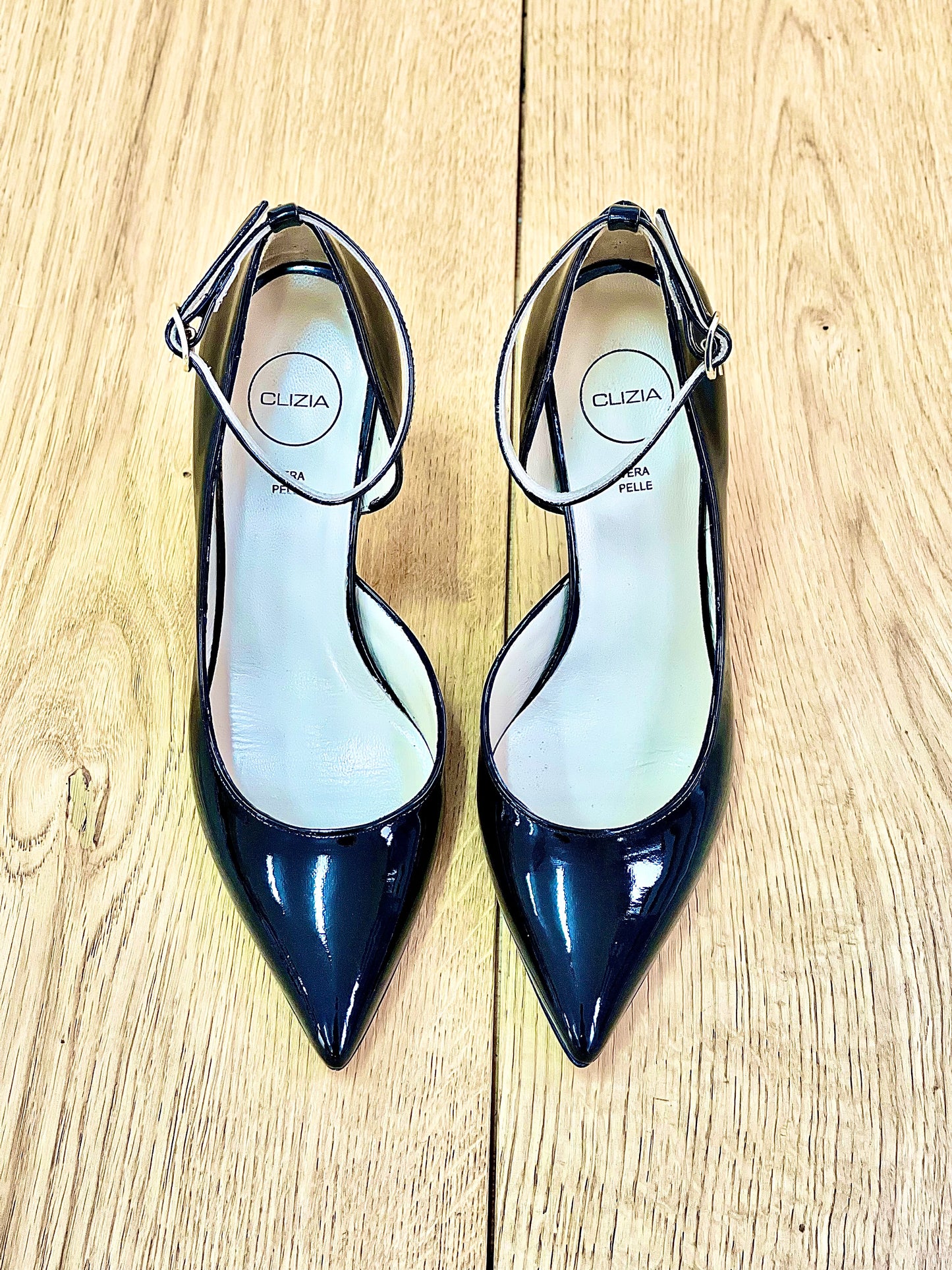 GISELLE CUIR VERNI NOIR