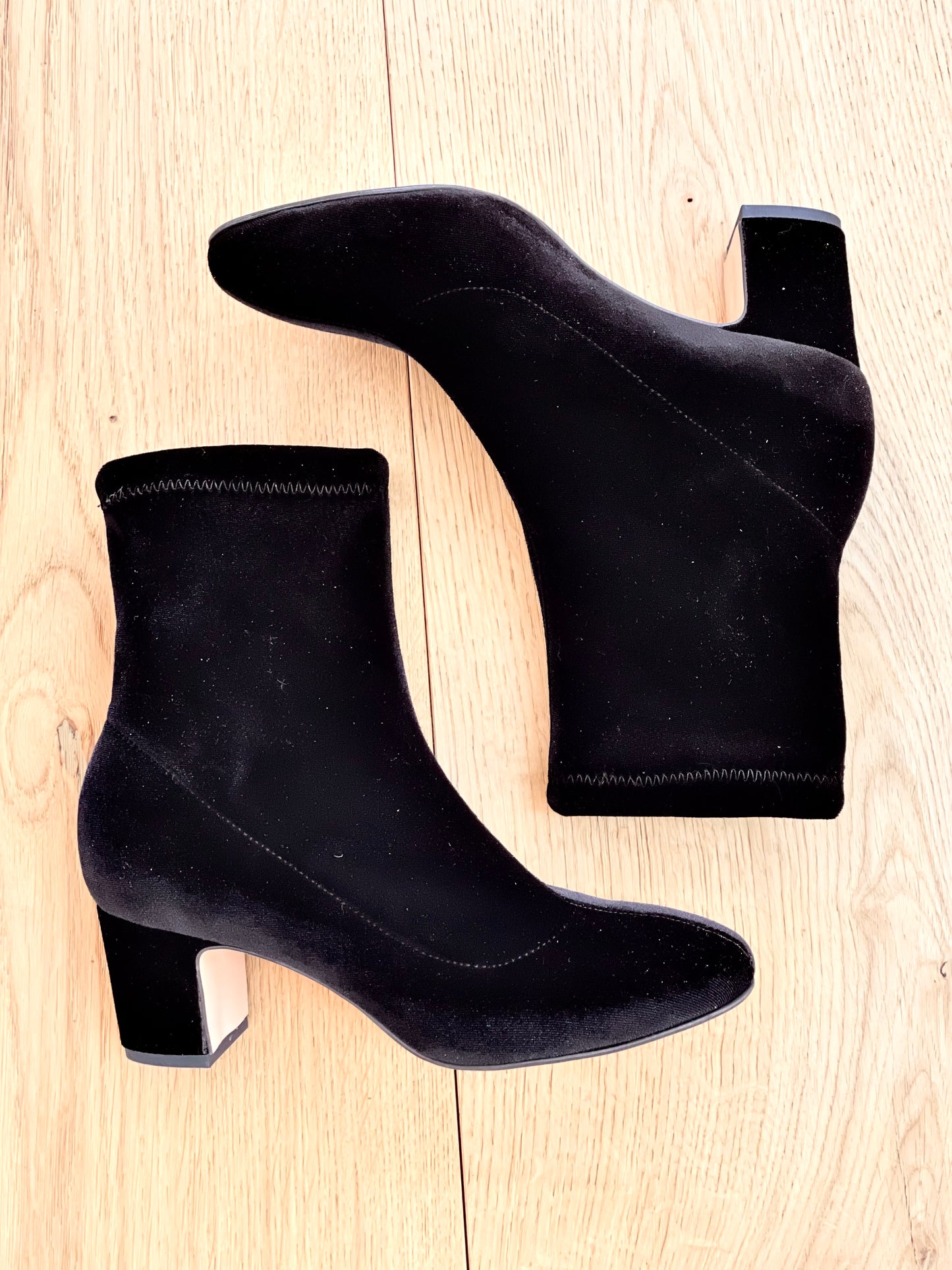 GÉNÉRATION VELOURS NOIR