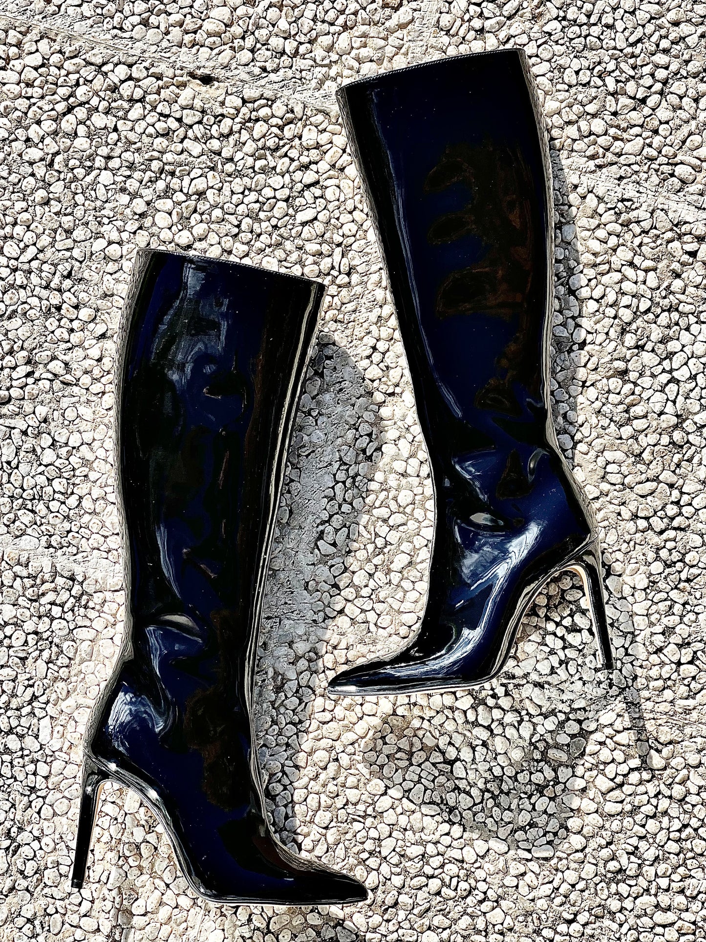 KELLY NOIR CUIR VERNI