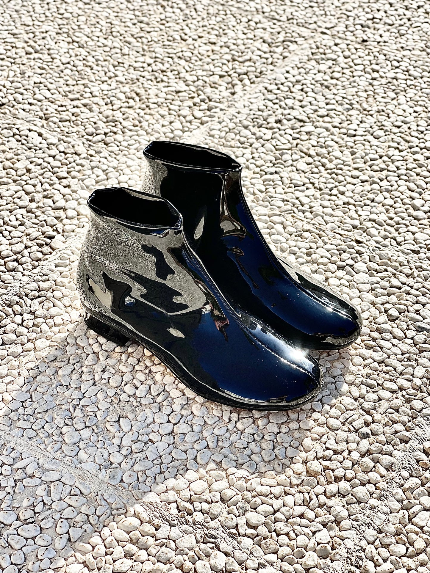 CALVIN NOIR CUIR VERNI