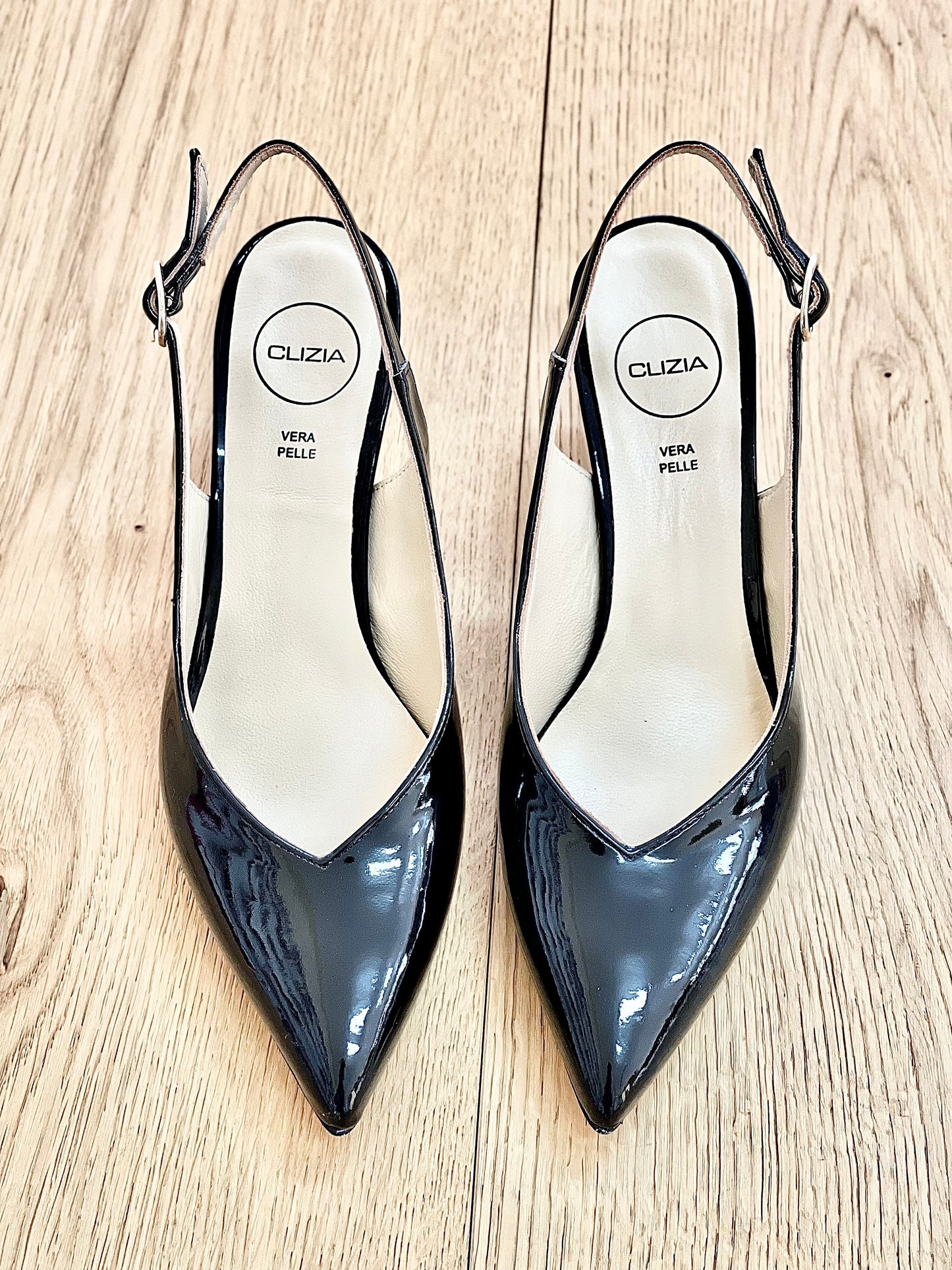 TANIA CUIR VERNI NOIR