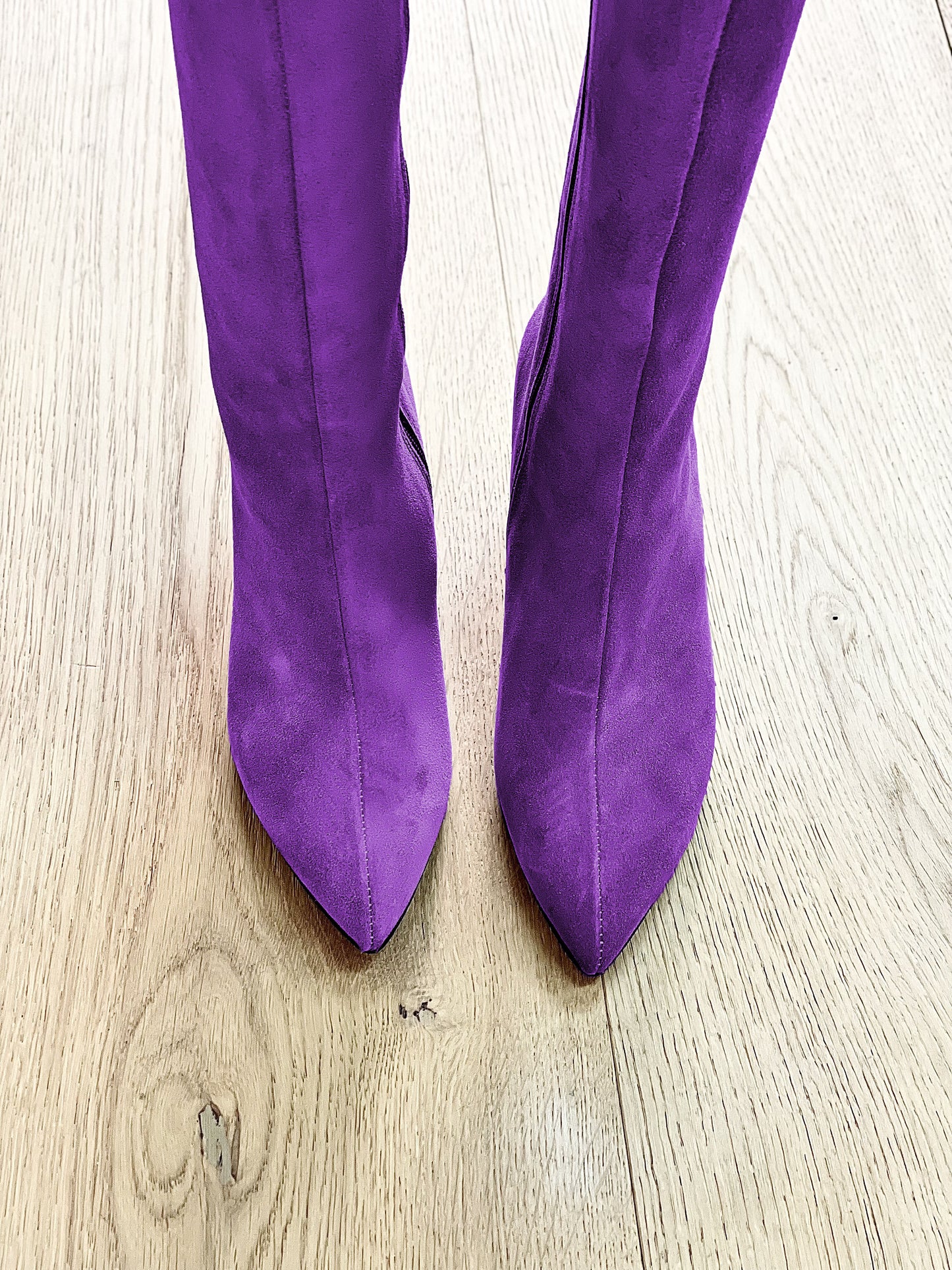 MARK PURPLE SUEDE