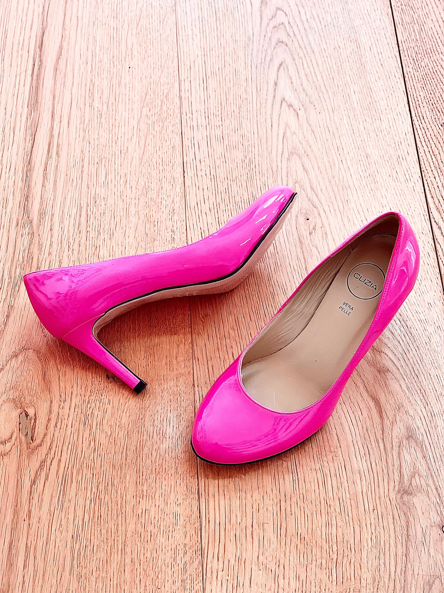 JENNYFER CUIR VERNI FUCHSIA