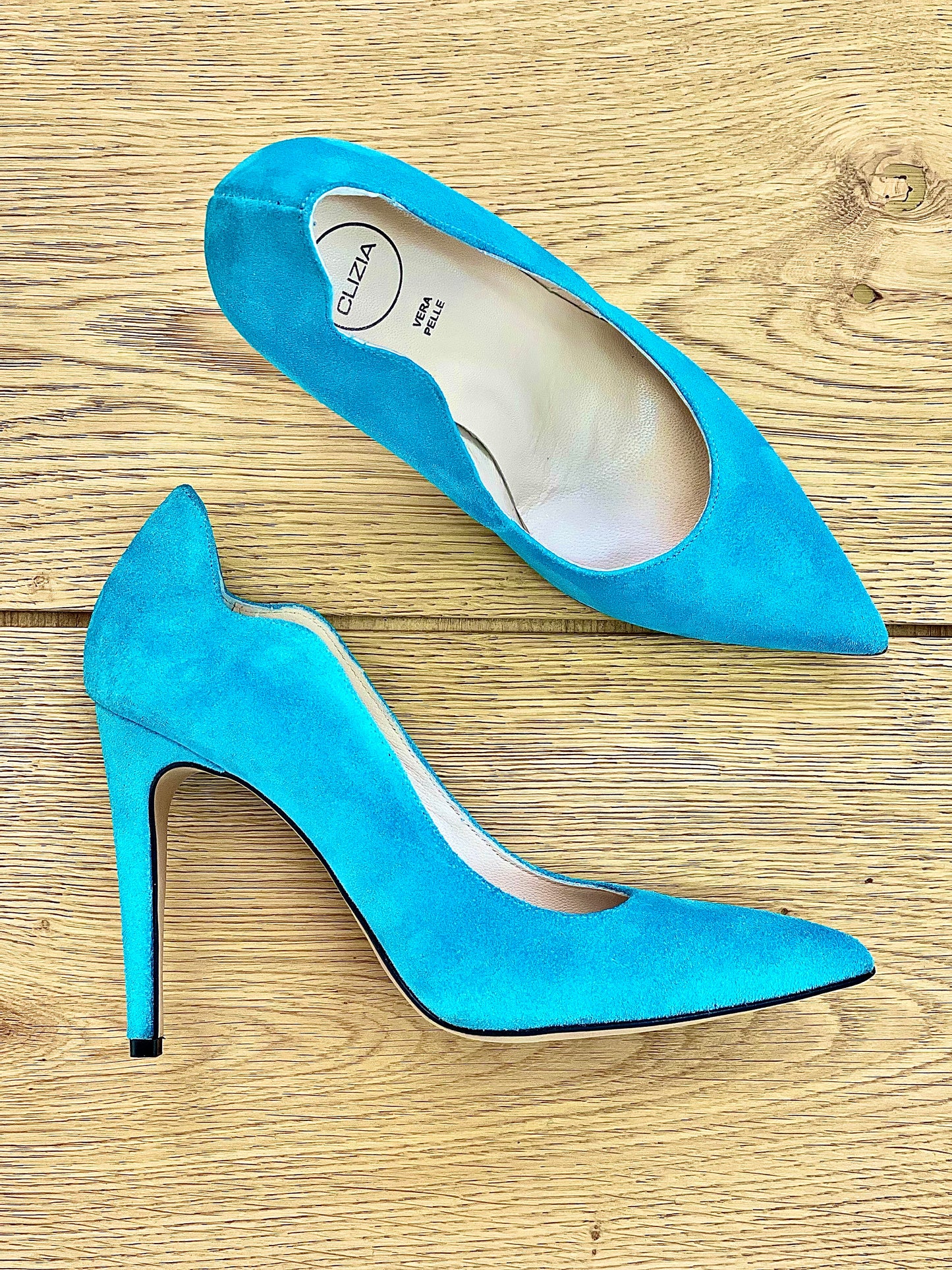 LOLA TURQUOISE EN DAIM