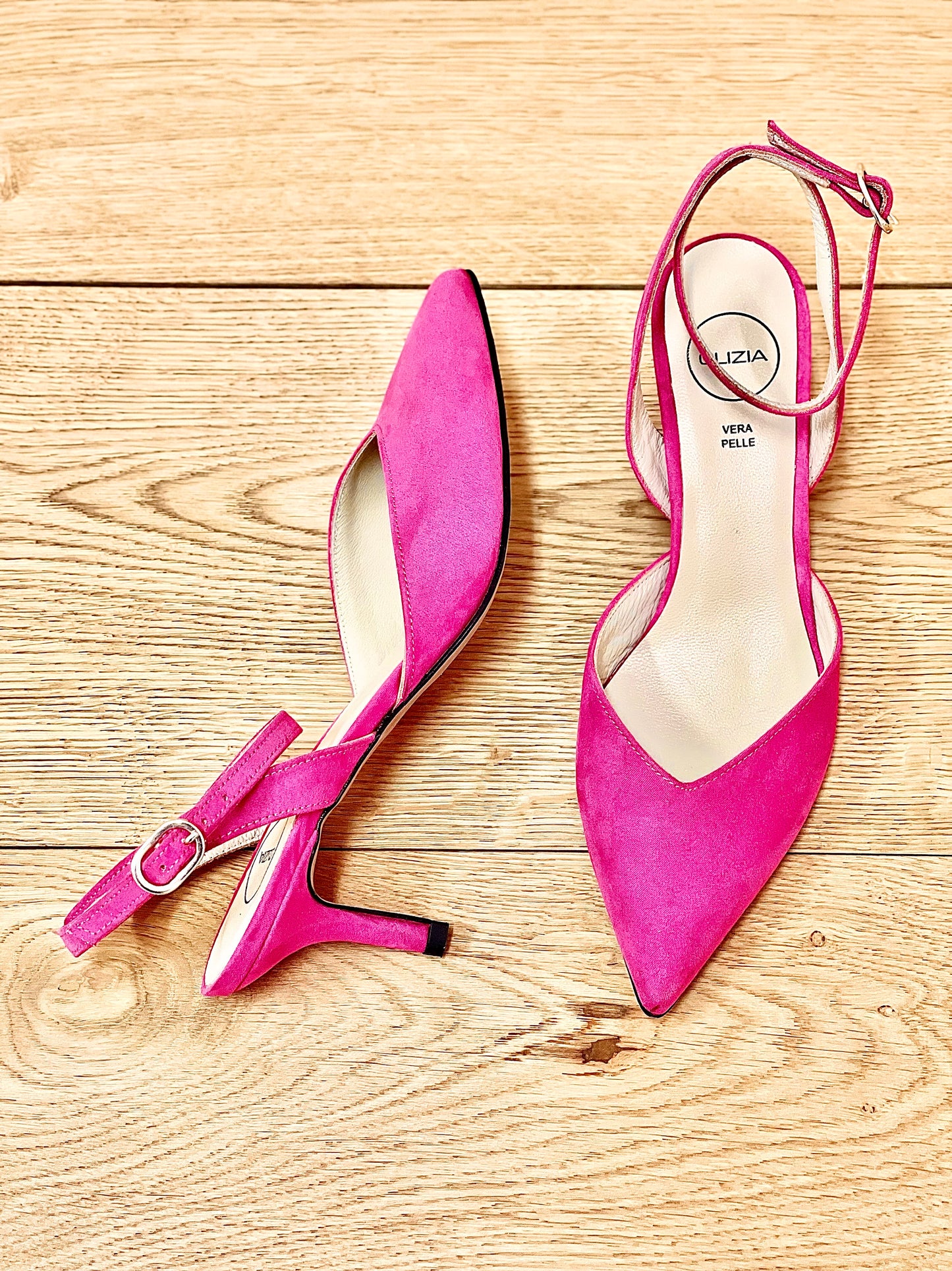 MARGARET SUEDE FUCHSIA