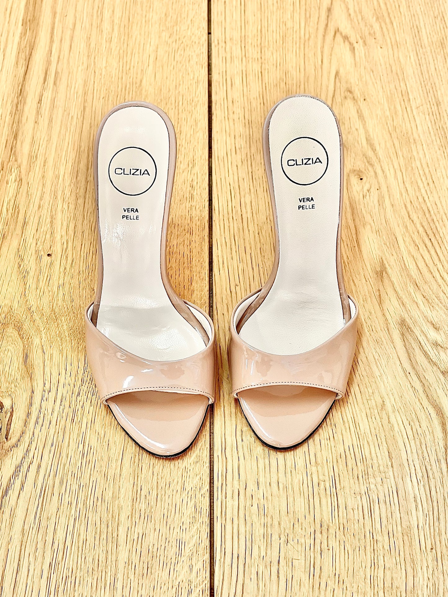 INEX NUDE PATENT LEATHER