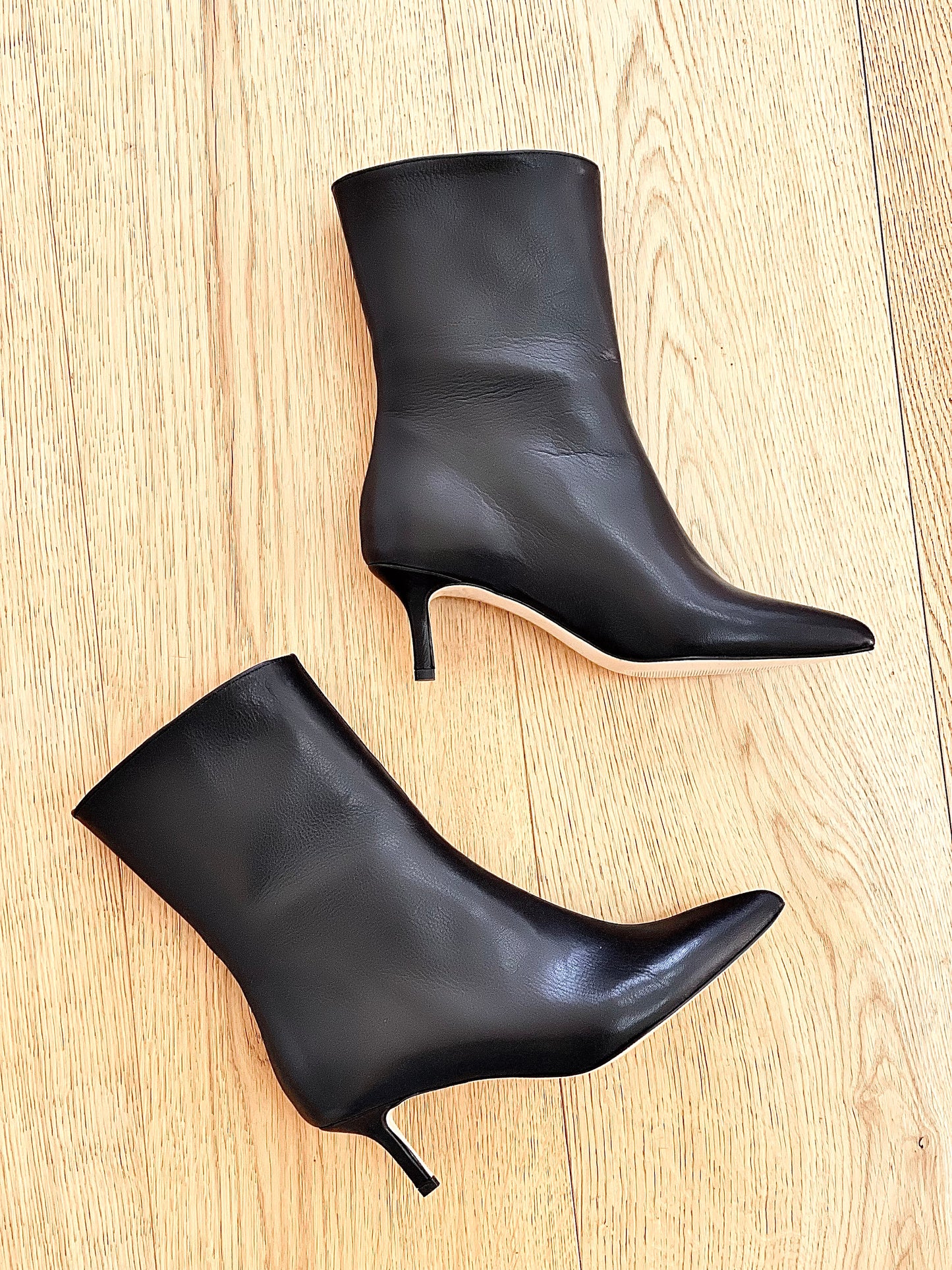 MERLIN LEATHER BLACK