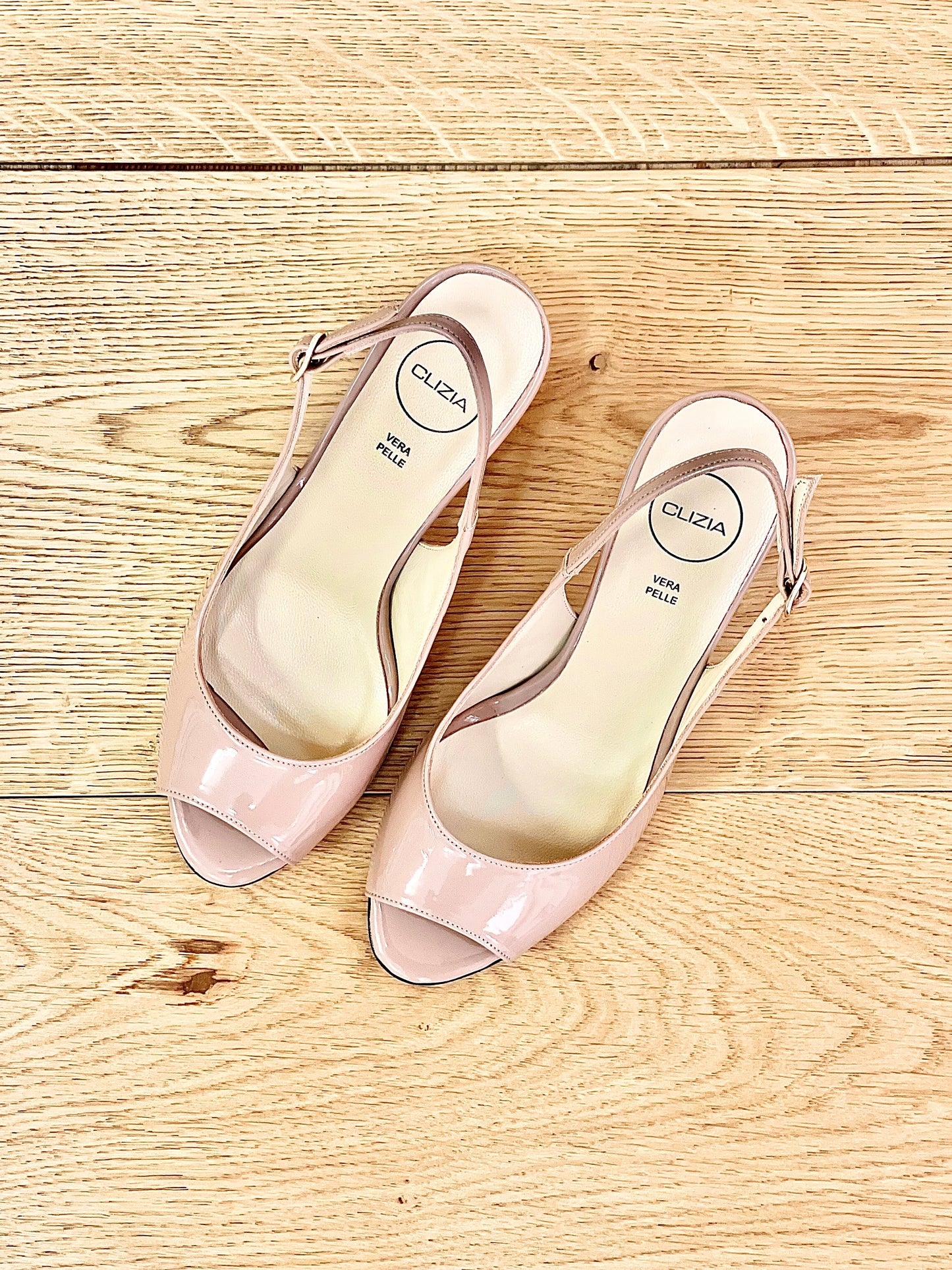 PATTY NUDE CUIR VERNI