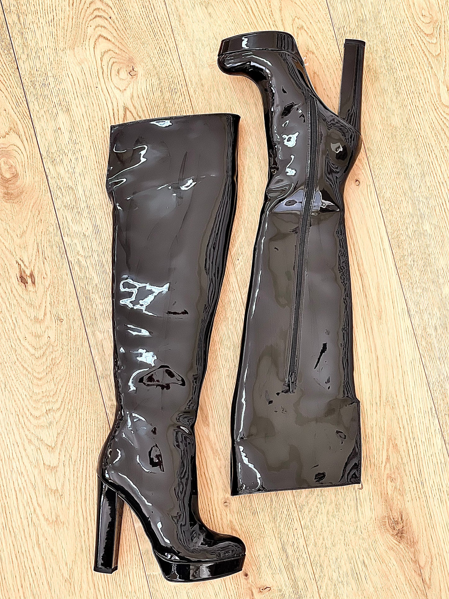 KRISTEN CUIR VERNI NOIR