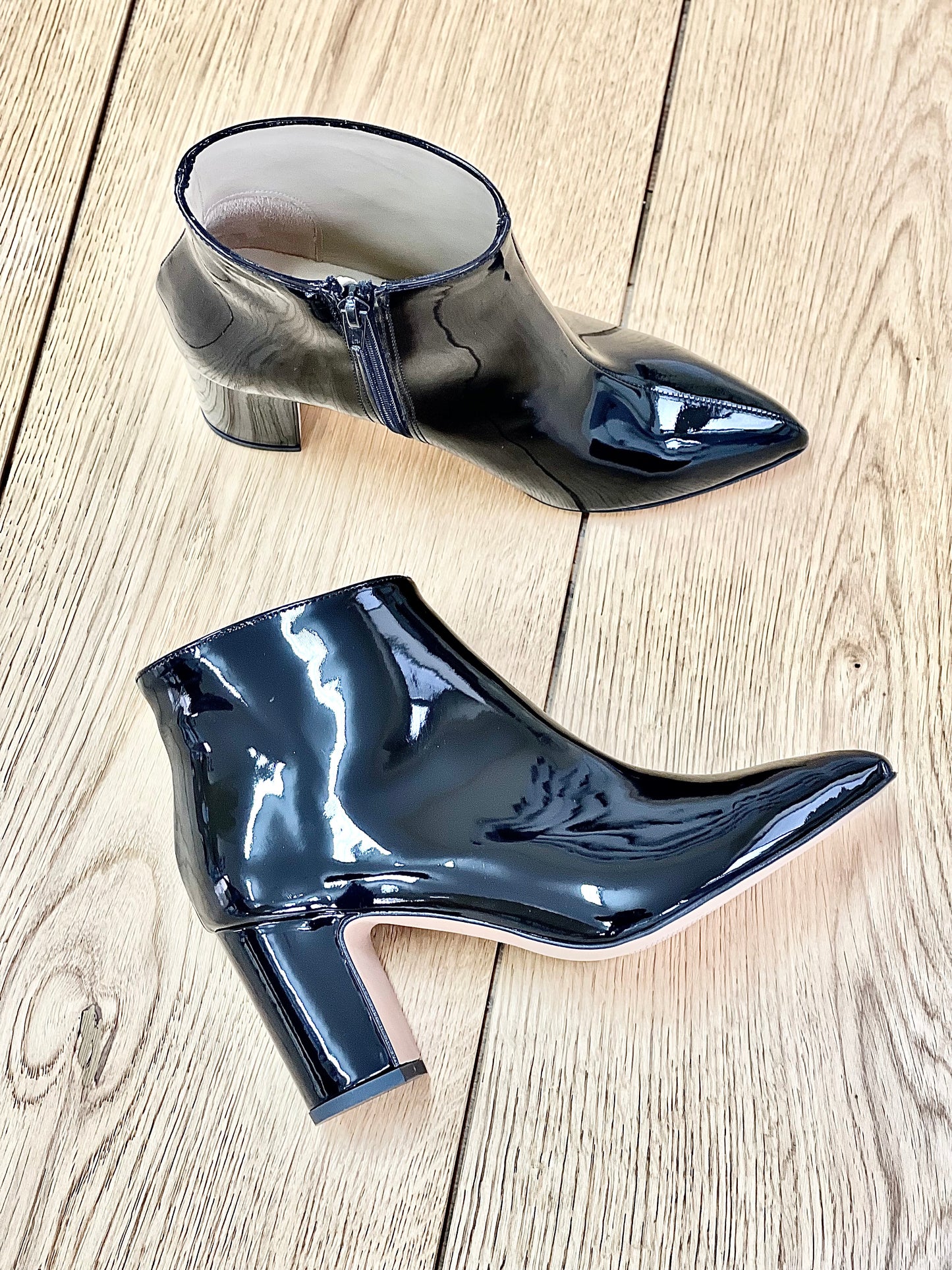 FURY NOIR CUIR VERNI