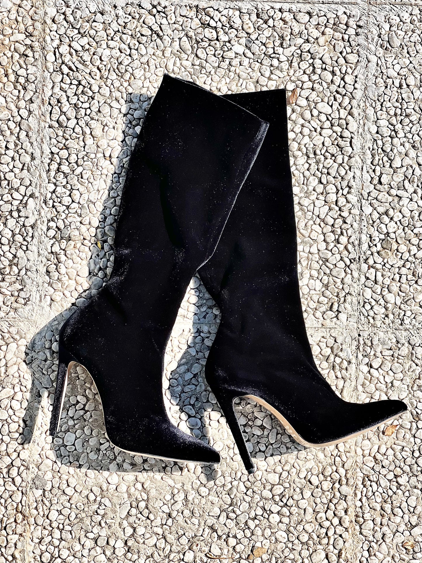 ESTER DE VELOURS NOIR