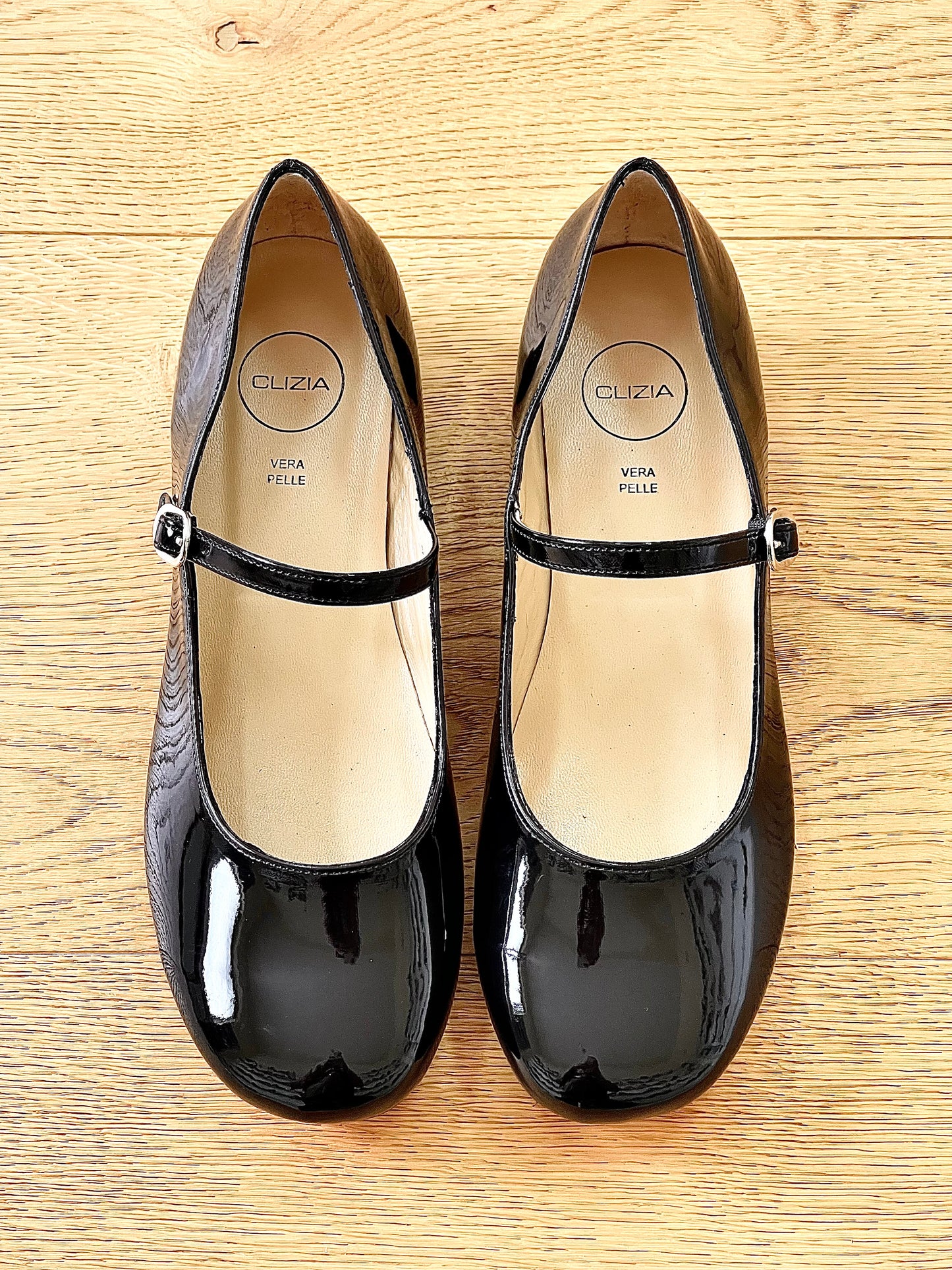 ZELIA CUIR VERNI NOIR