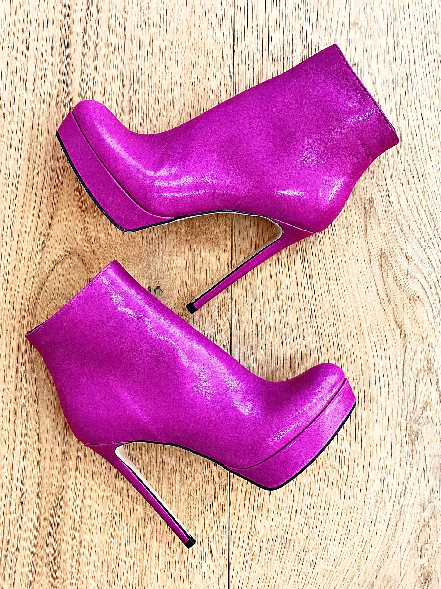 LOREN CUIR FUCHSIA