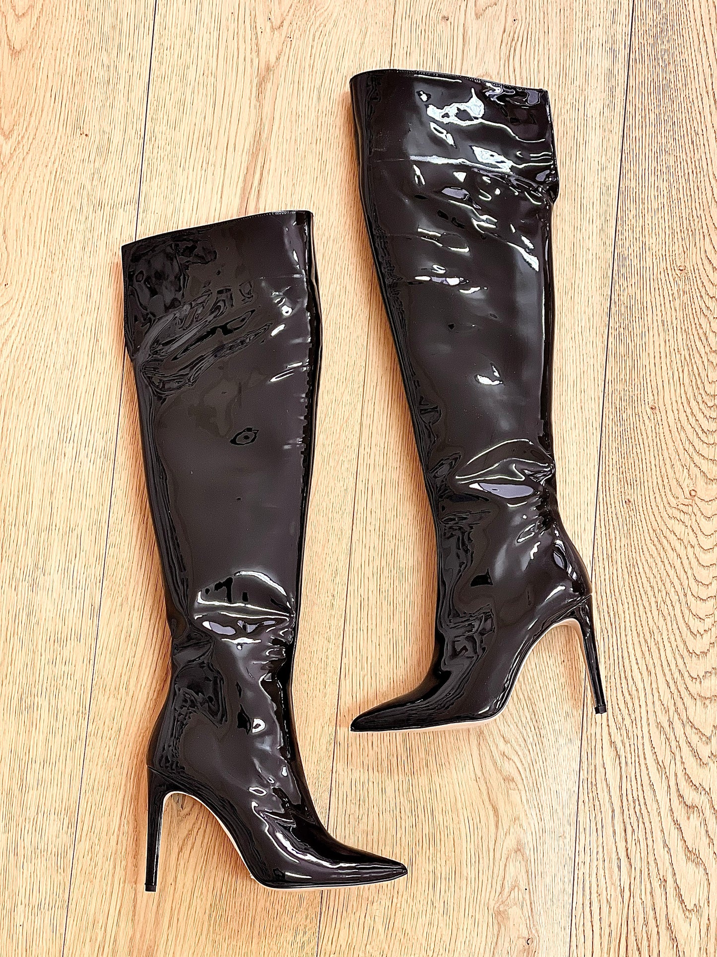 RONNY NOIR CUIR VERNI