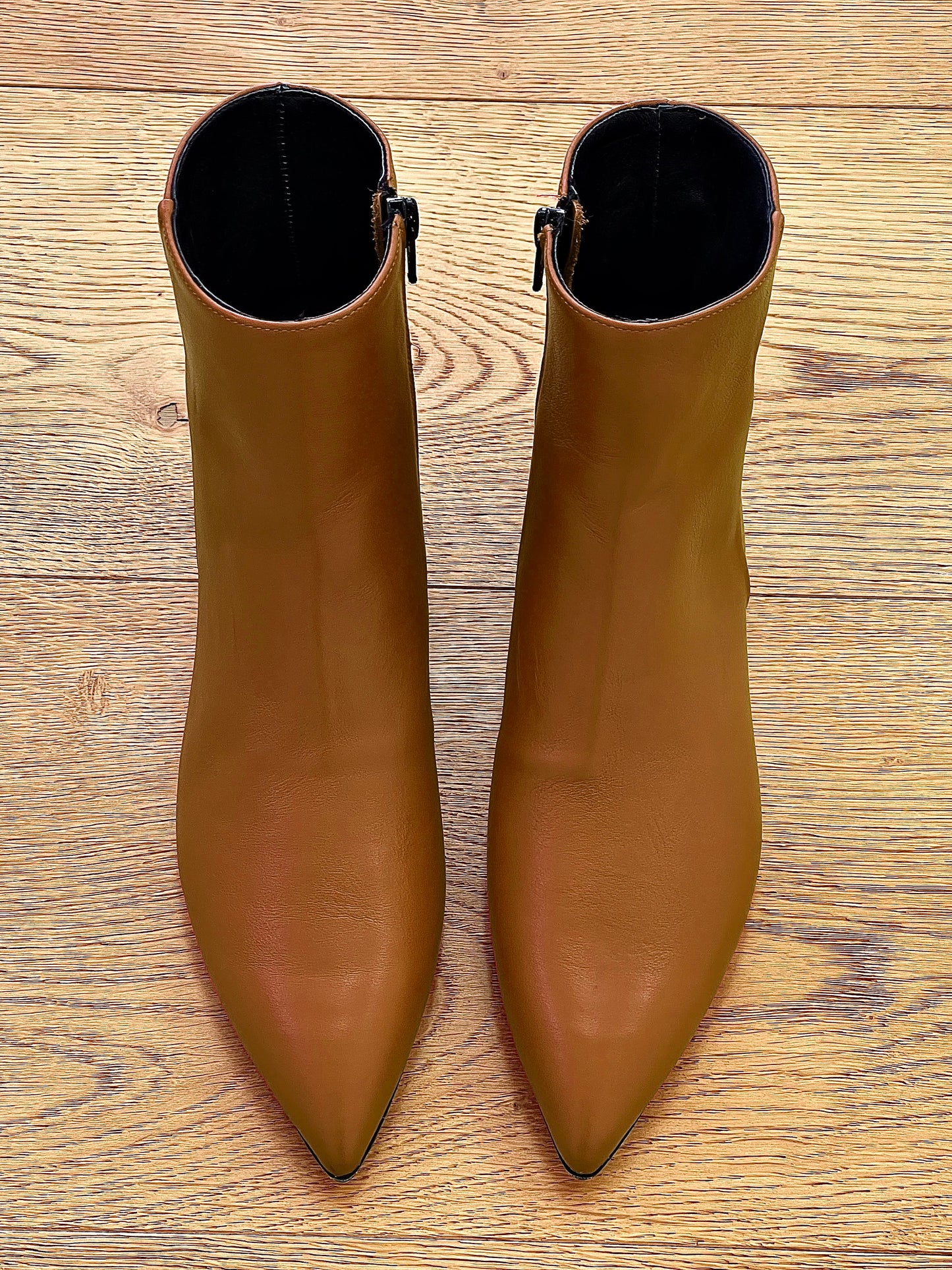 GERRI COGNAC LEER