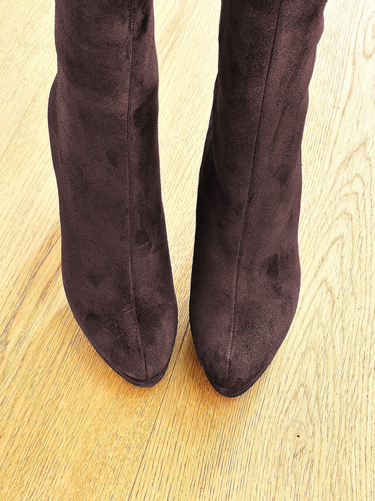 KRISTEN BRUIN SUÈDE