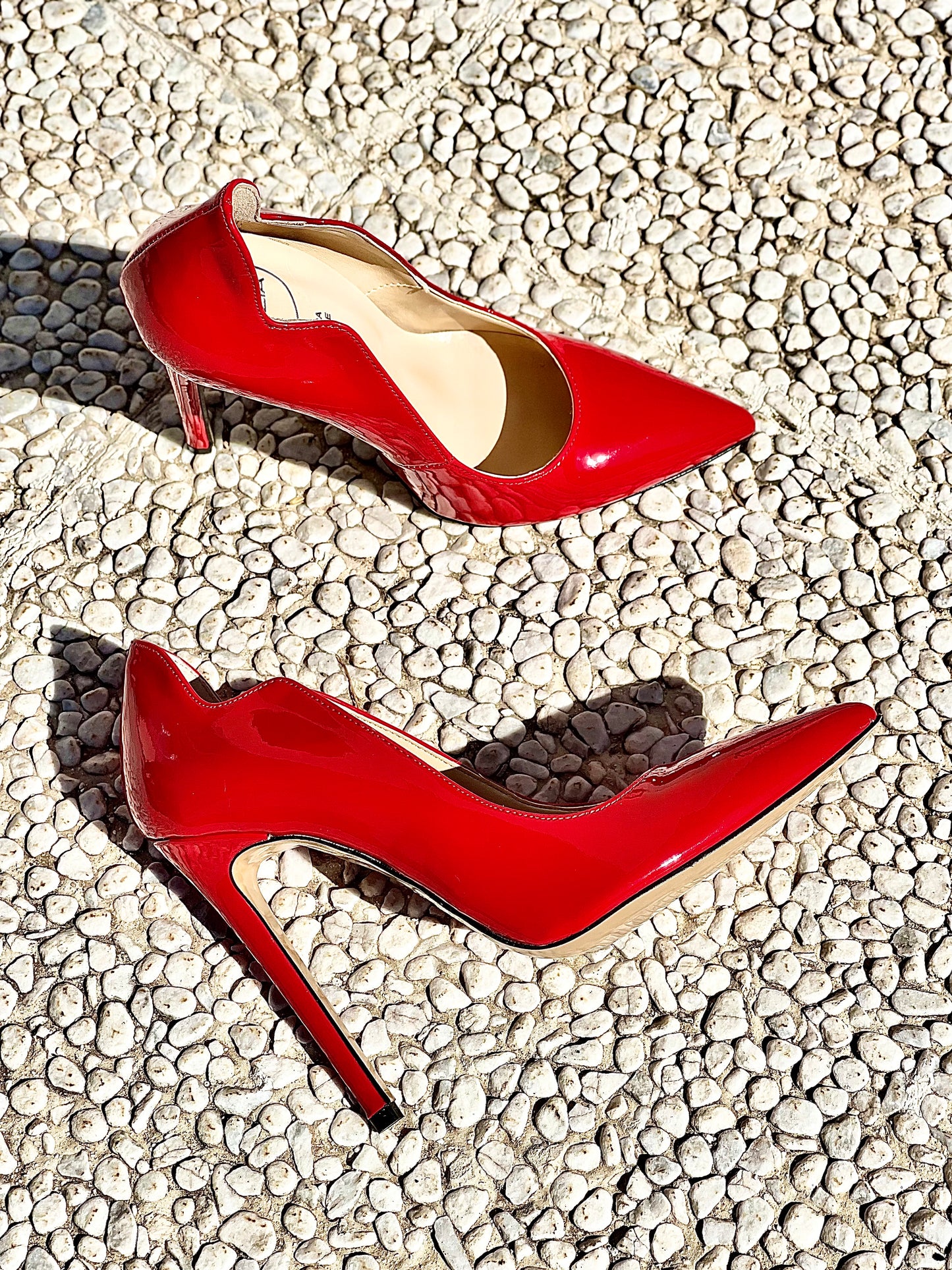 LOLA LUX ROOD