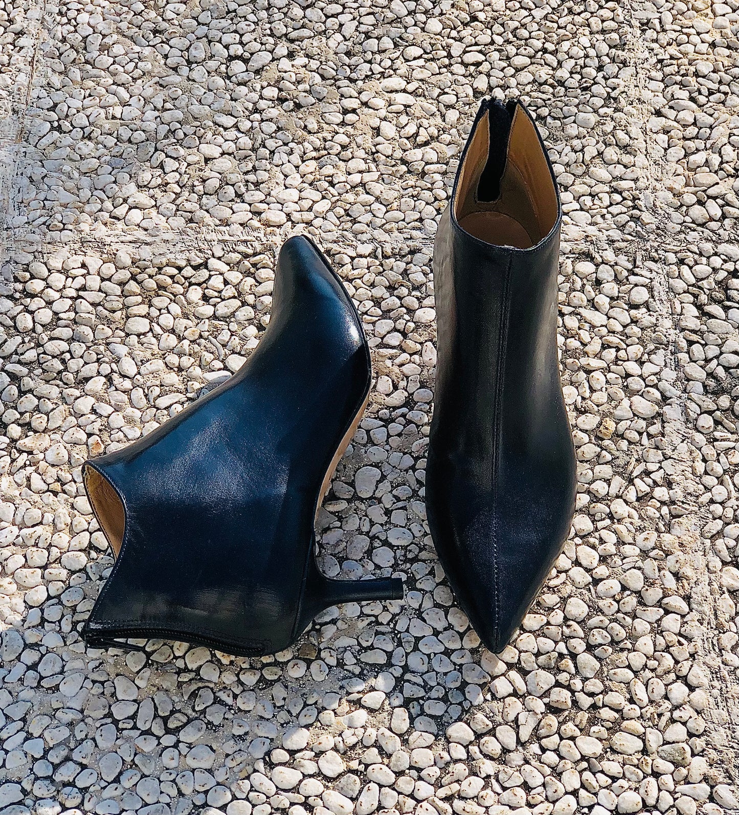 GHITA BLAUW LEER