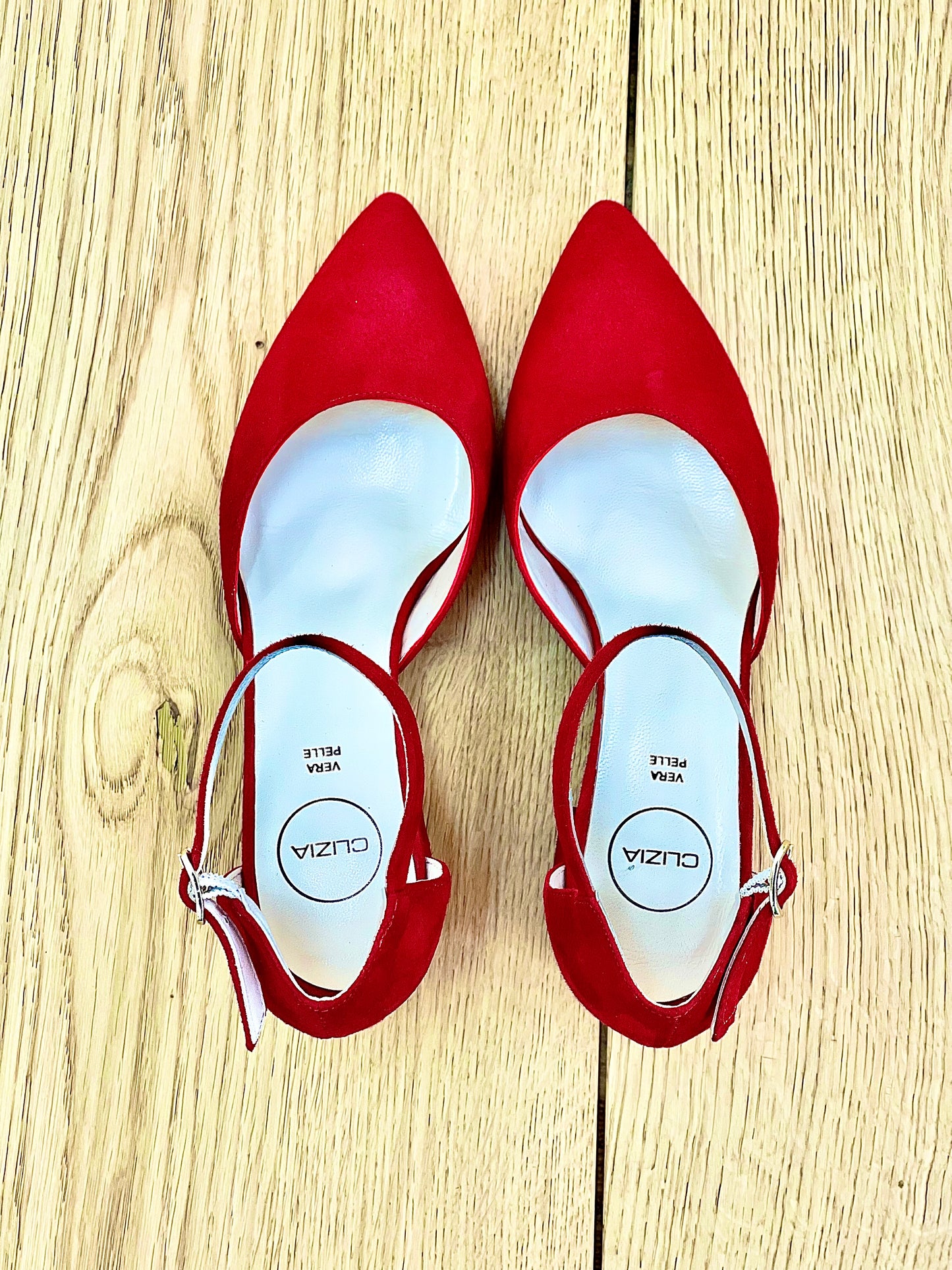 LEDA ROOD SUEDE