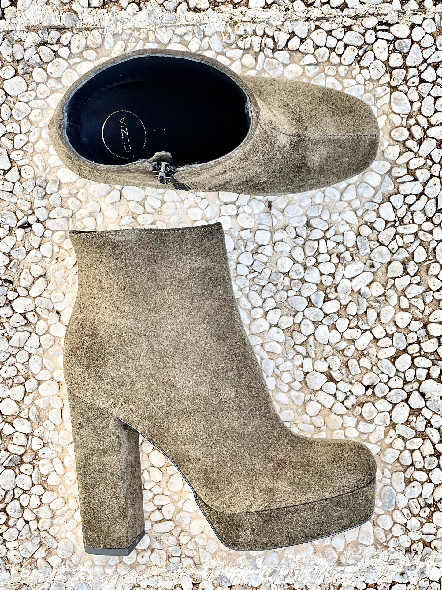 DETROIT SUÈDE KAKI