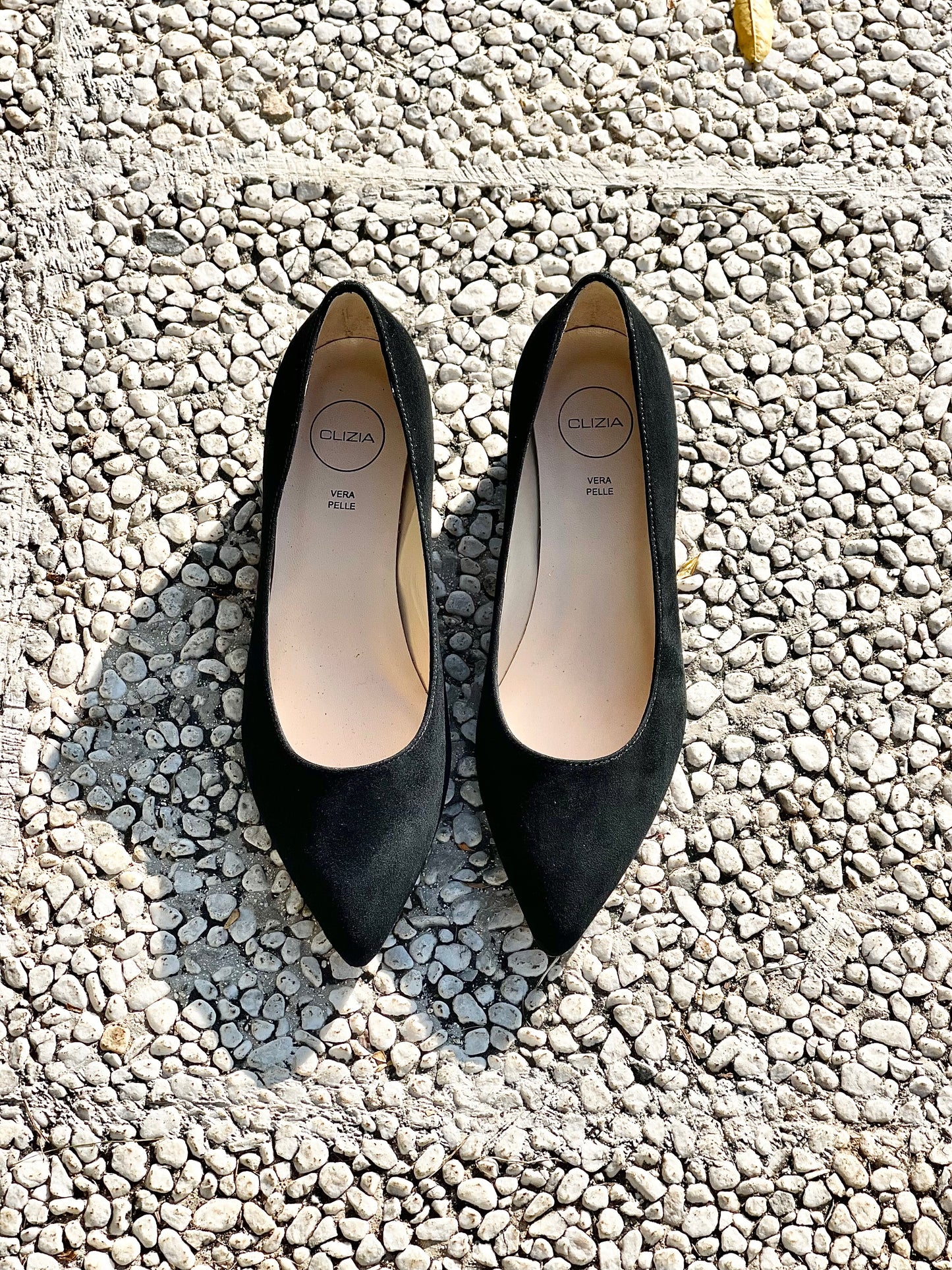 ZWART SUEDE