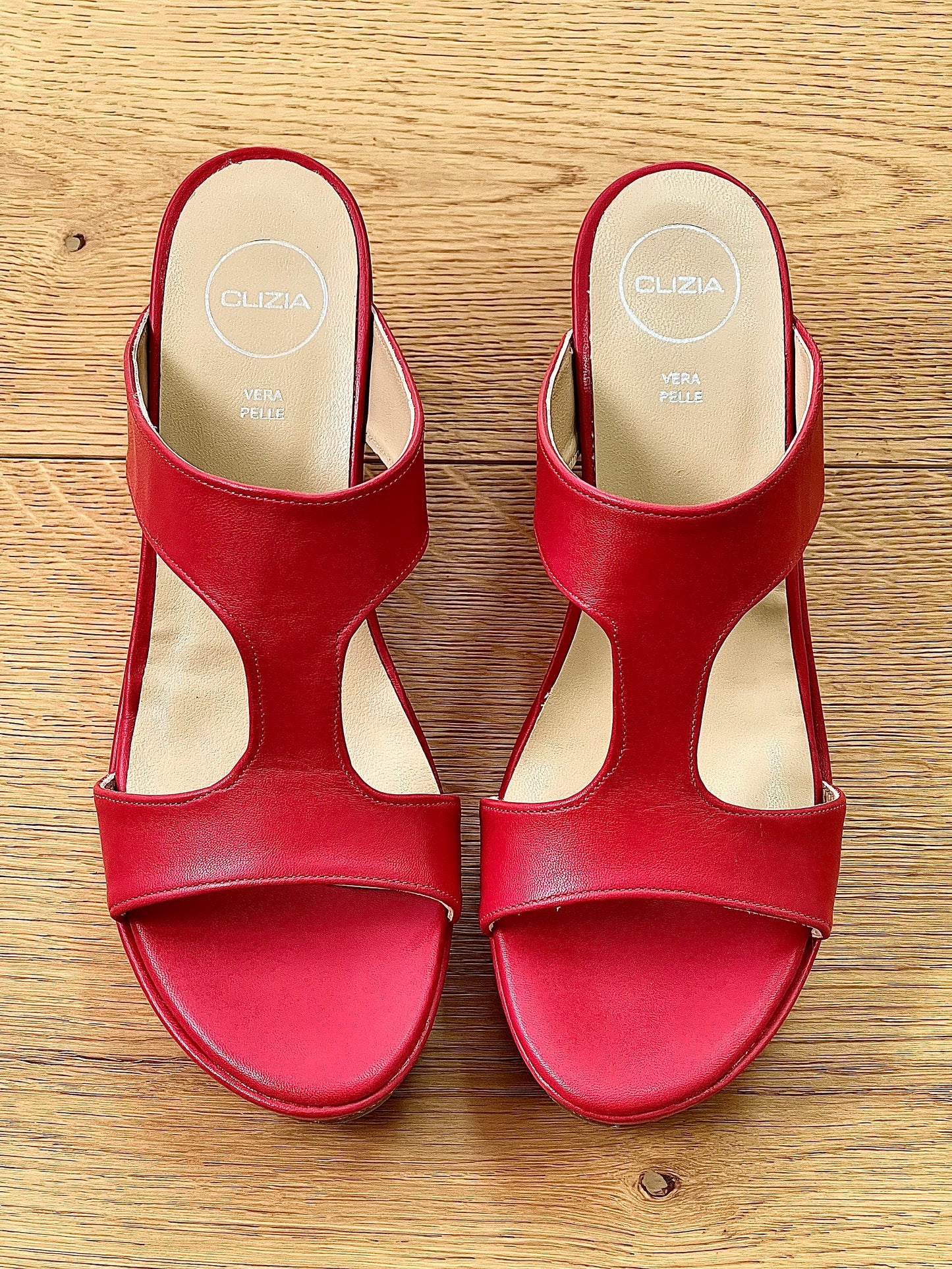 EVA LEATHER RED