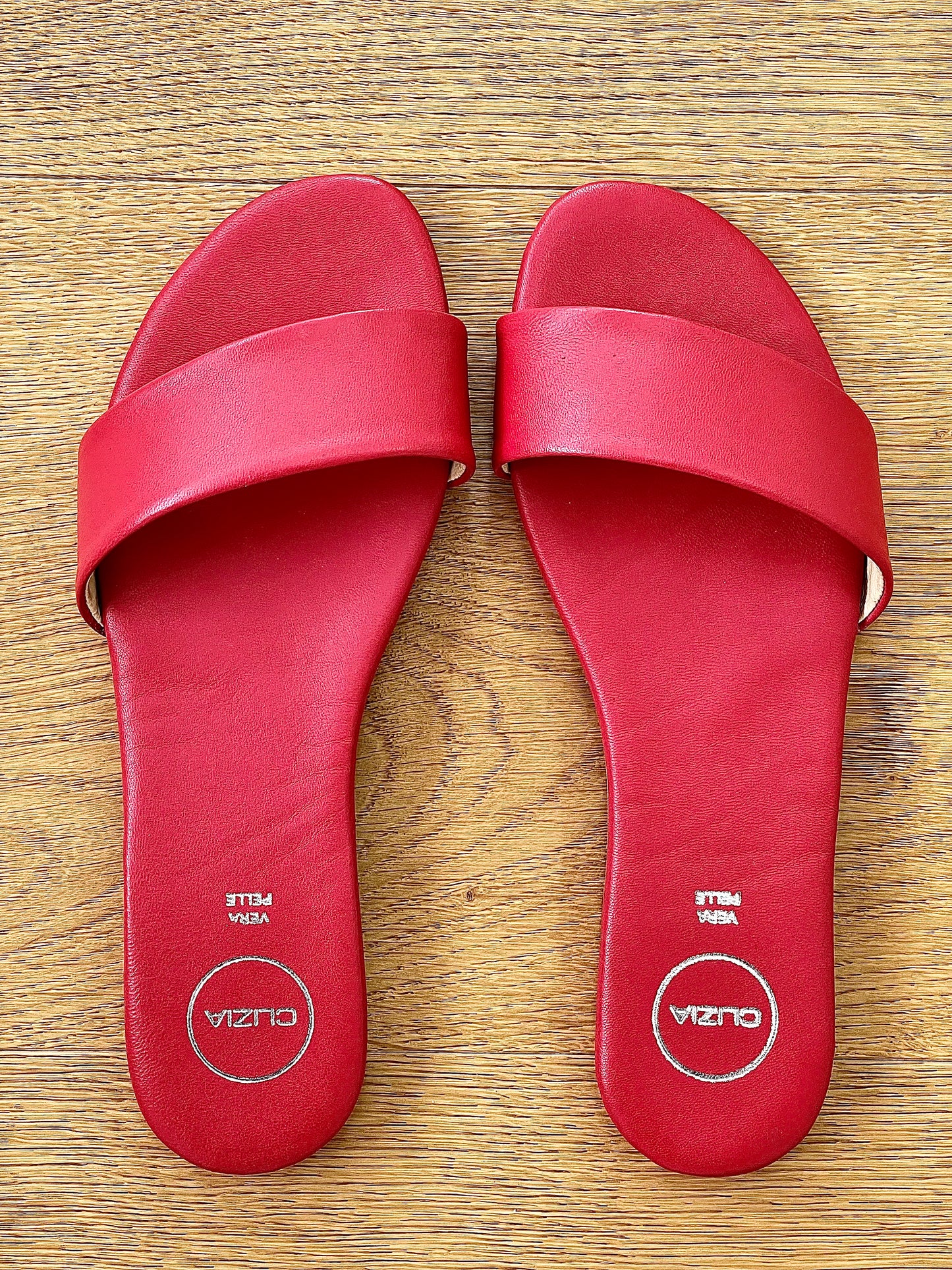 YIP LEATHER RED