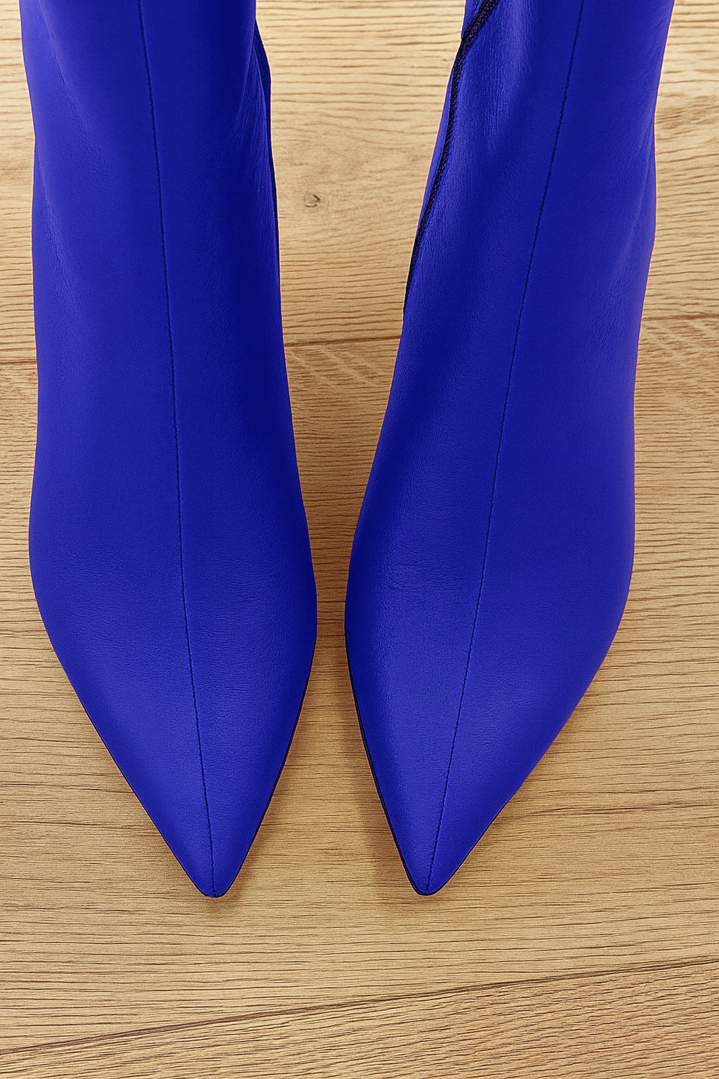 ORION LEATHER BLUETTE