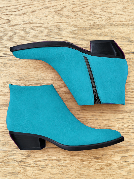 DANIEL CAMOSCIO NIEBIESKI