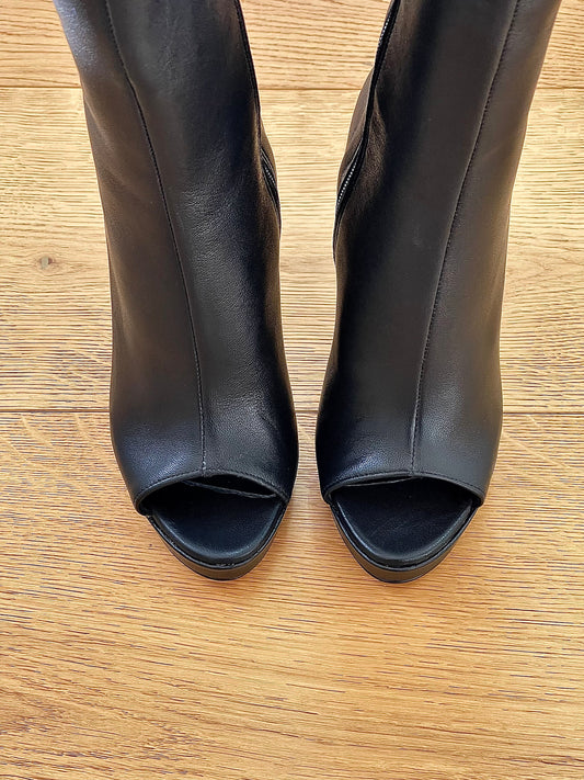 ESSEN LEATHER CZARNY