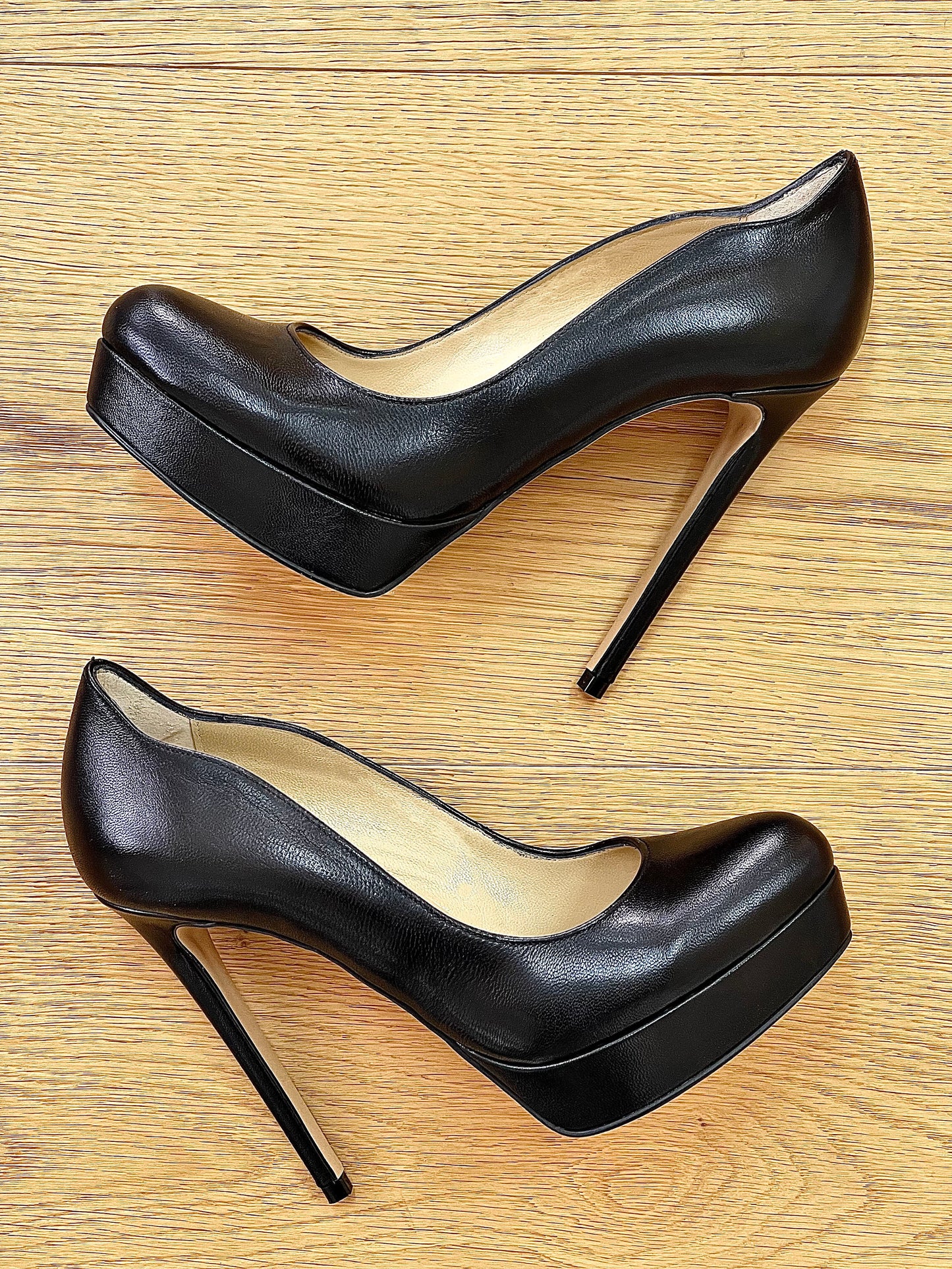 WAVE LEATHER CZARNY