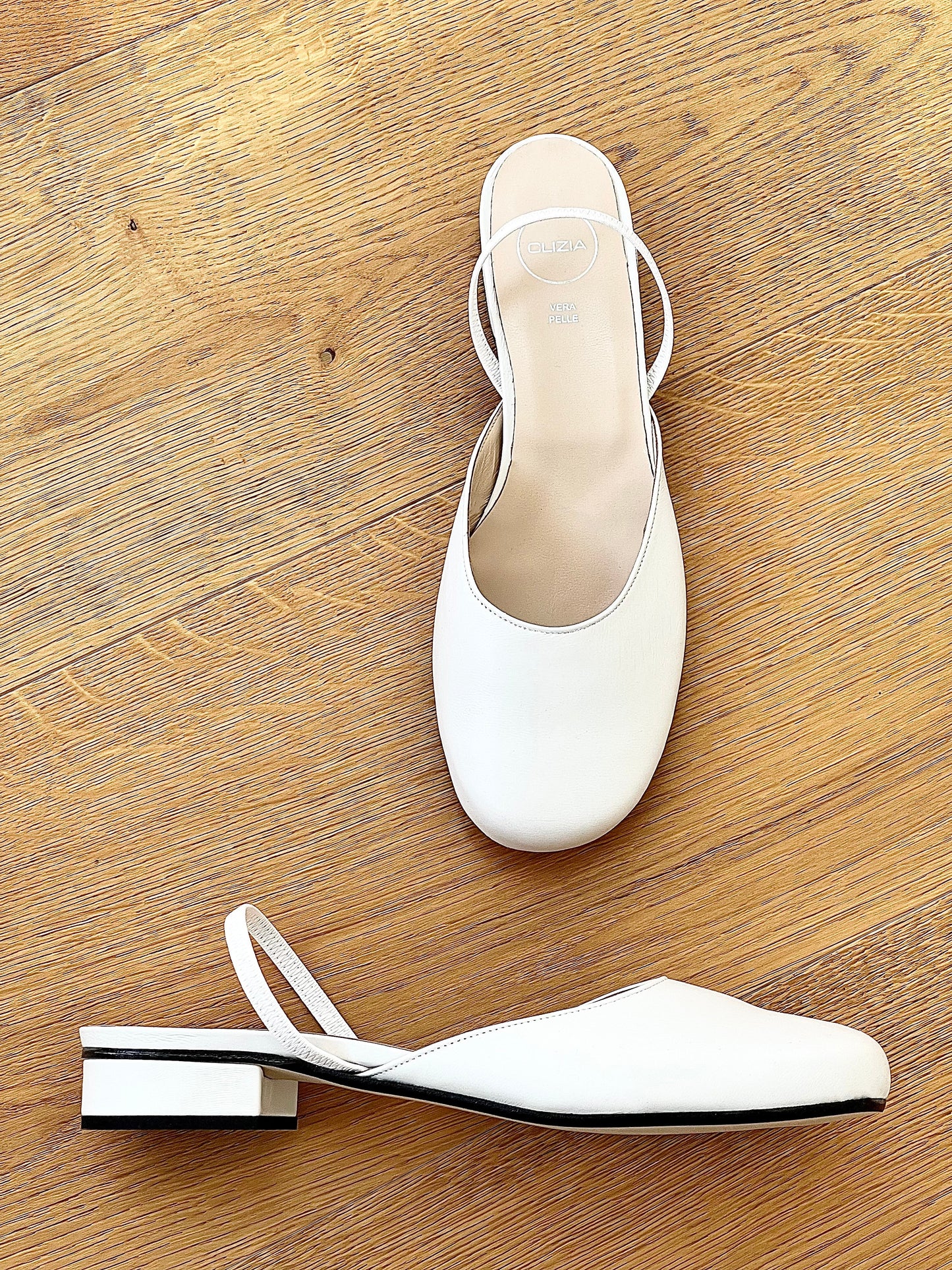 XON LEATHER WHITE
