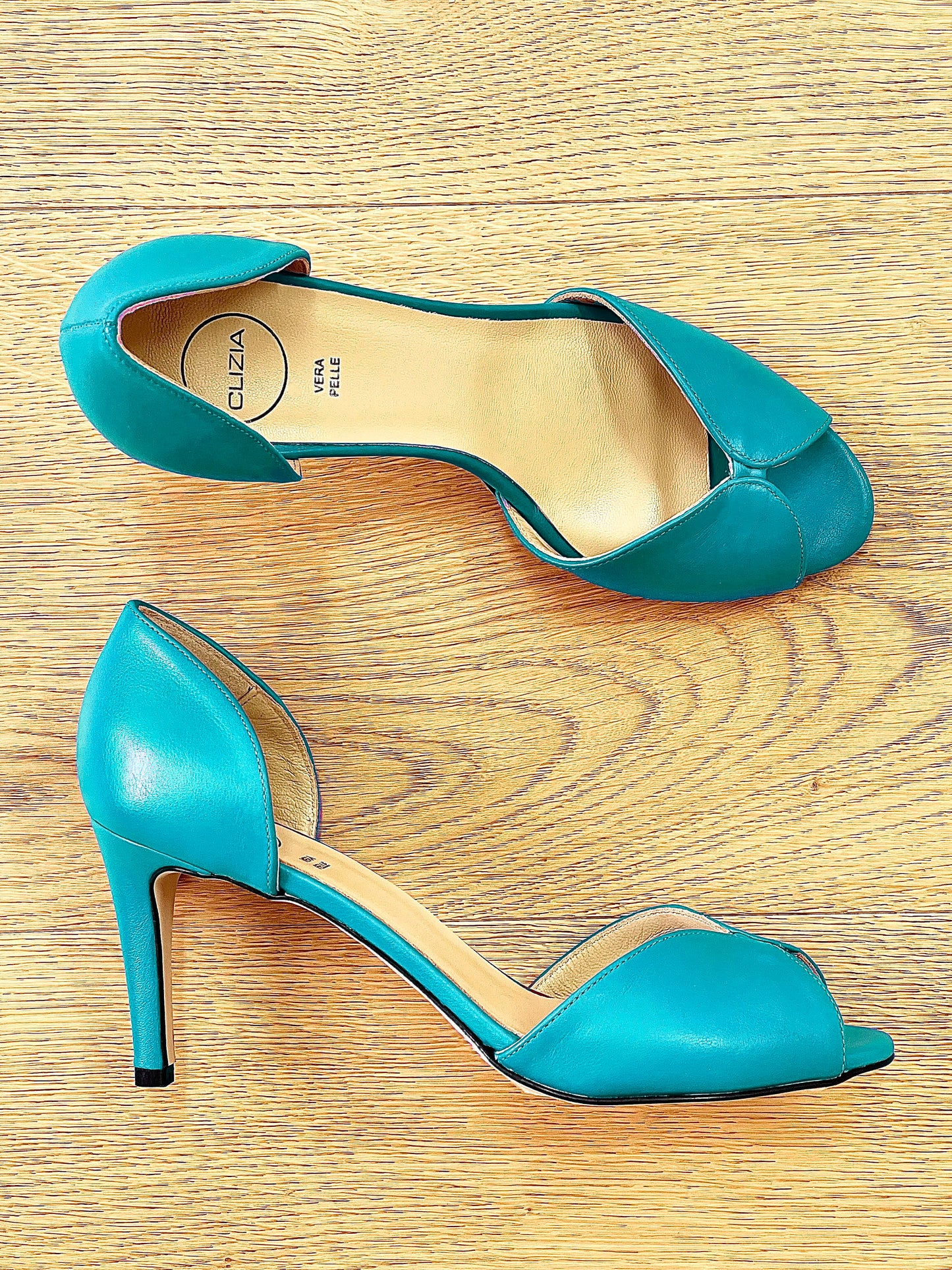 WANDA LEATHER BLUE