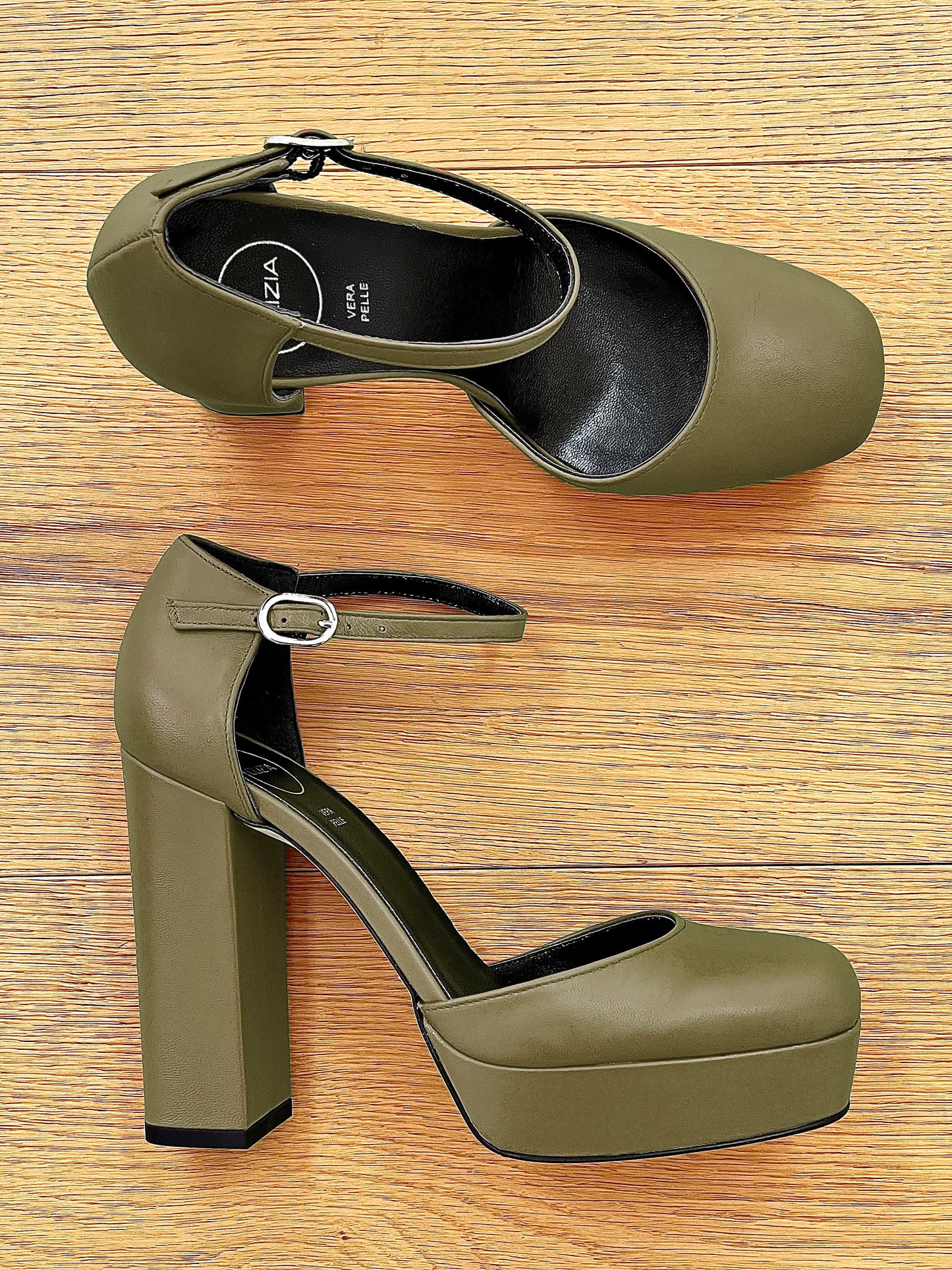 IKO LEATHER KAKI