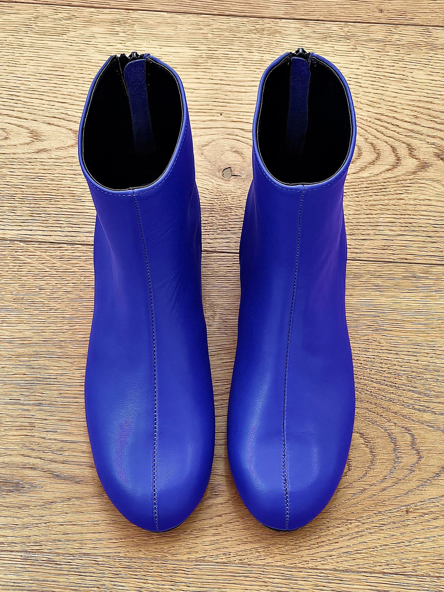 SURIA LEATHER BLUETTE