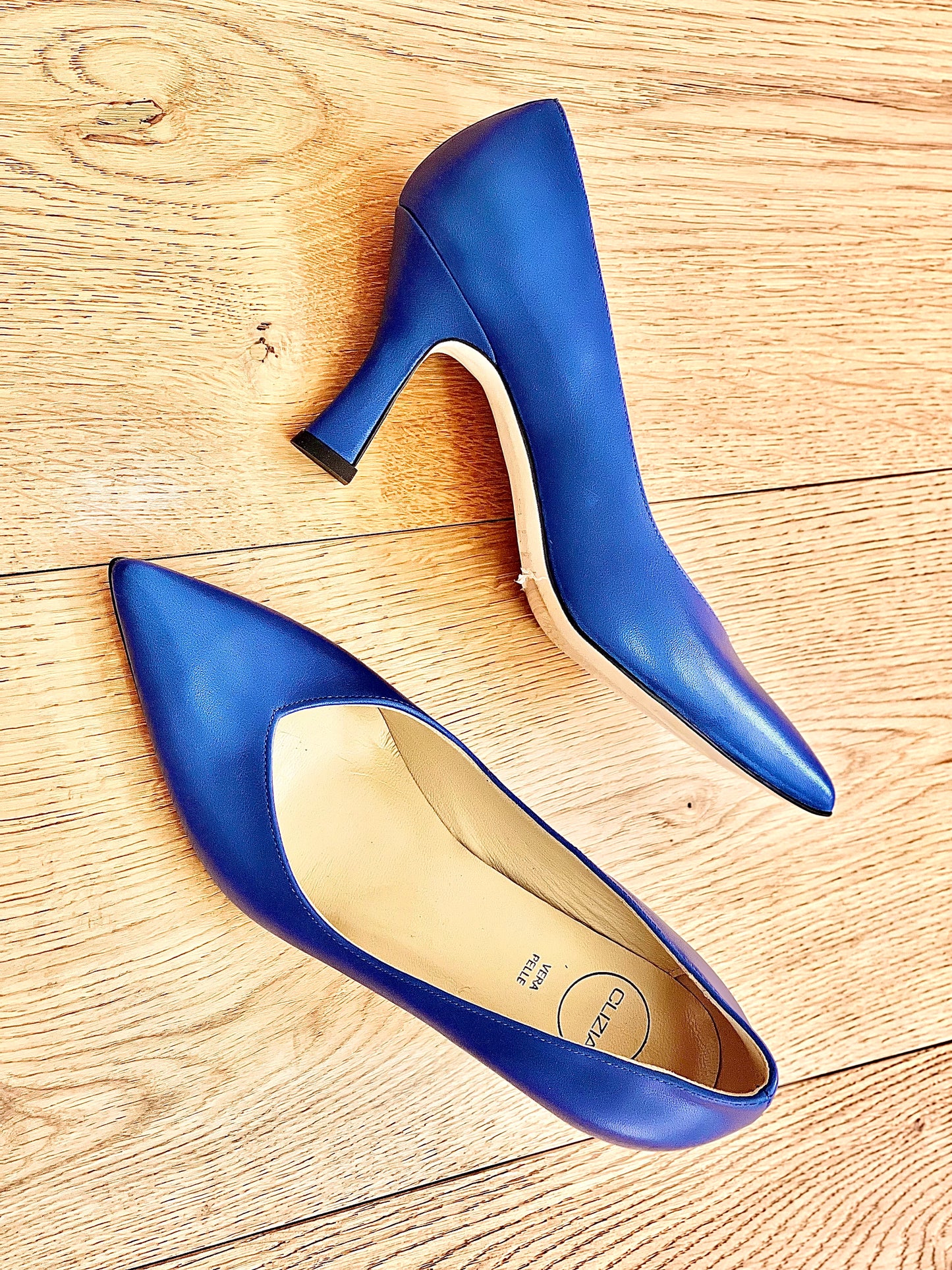 AMALIA LEATHER BLUETTE