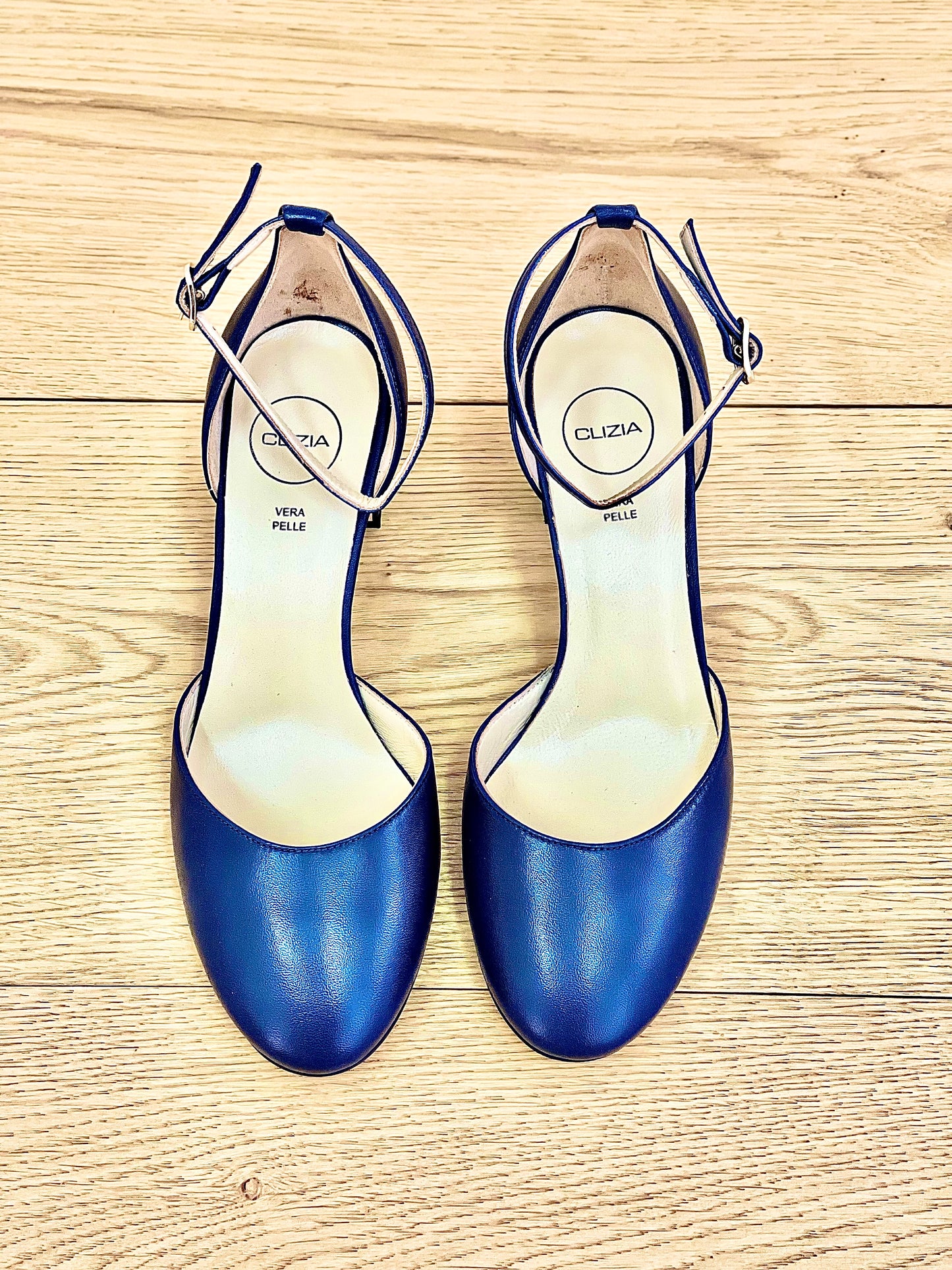CARLOTA BLUE