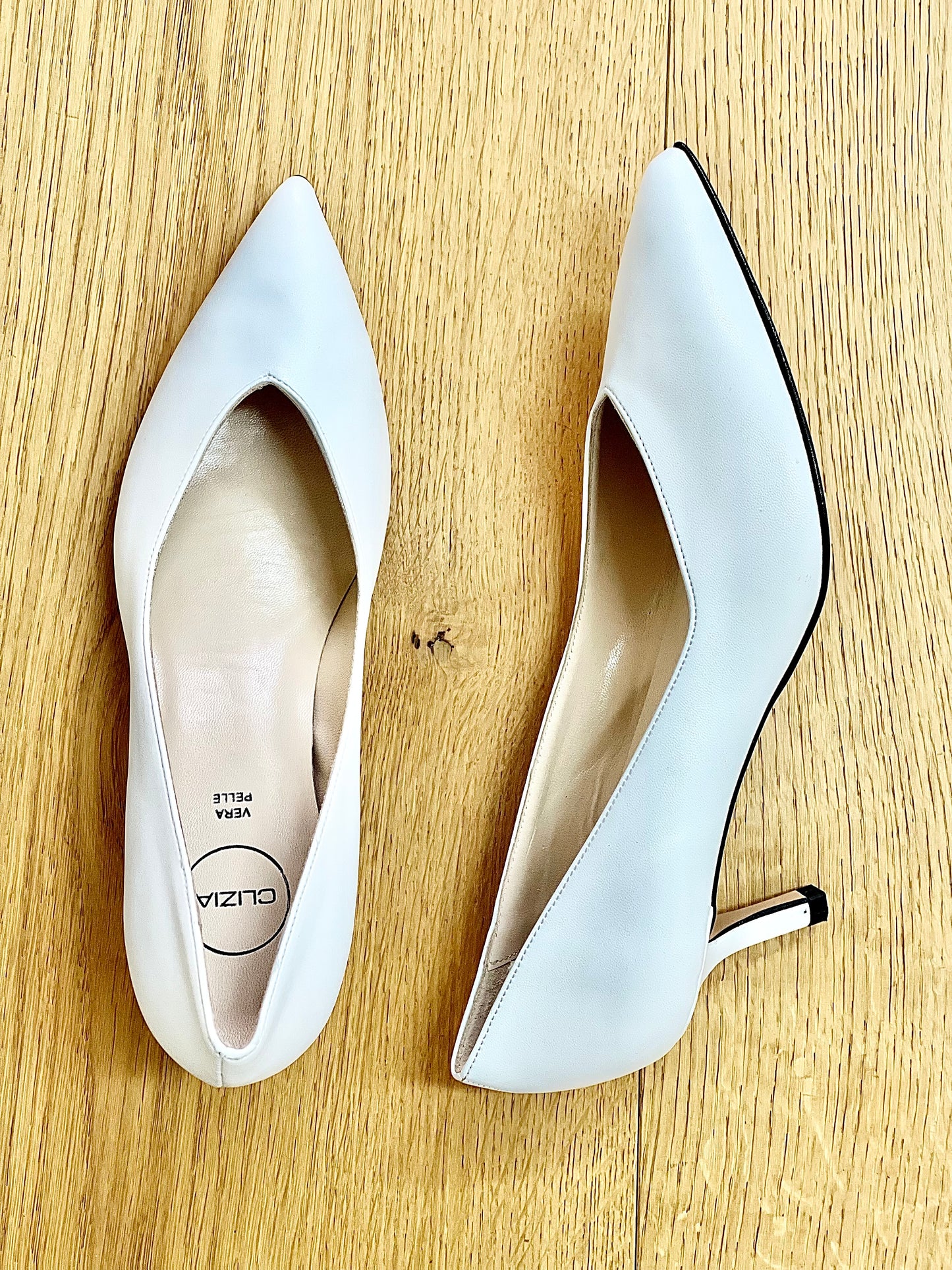 SUSAN LEATHER WHITE